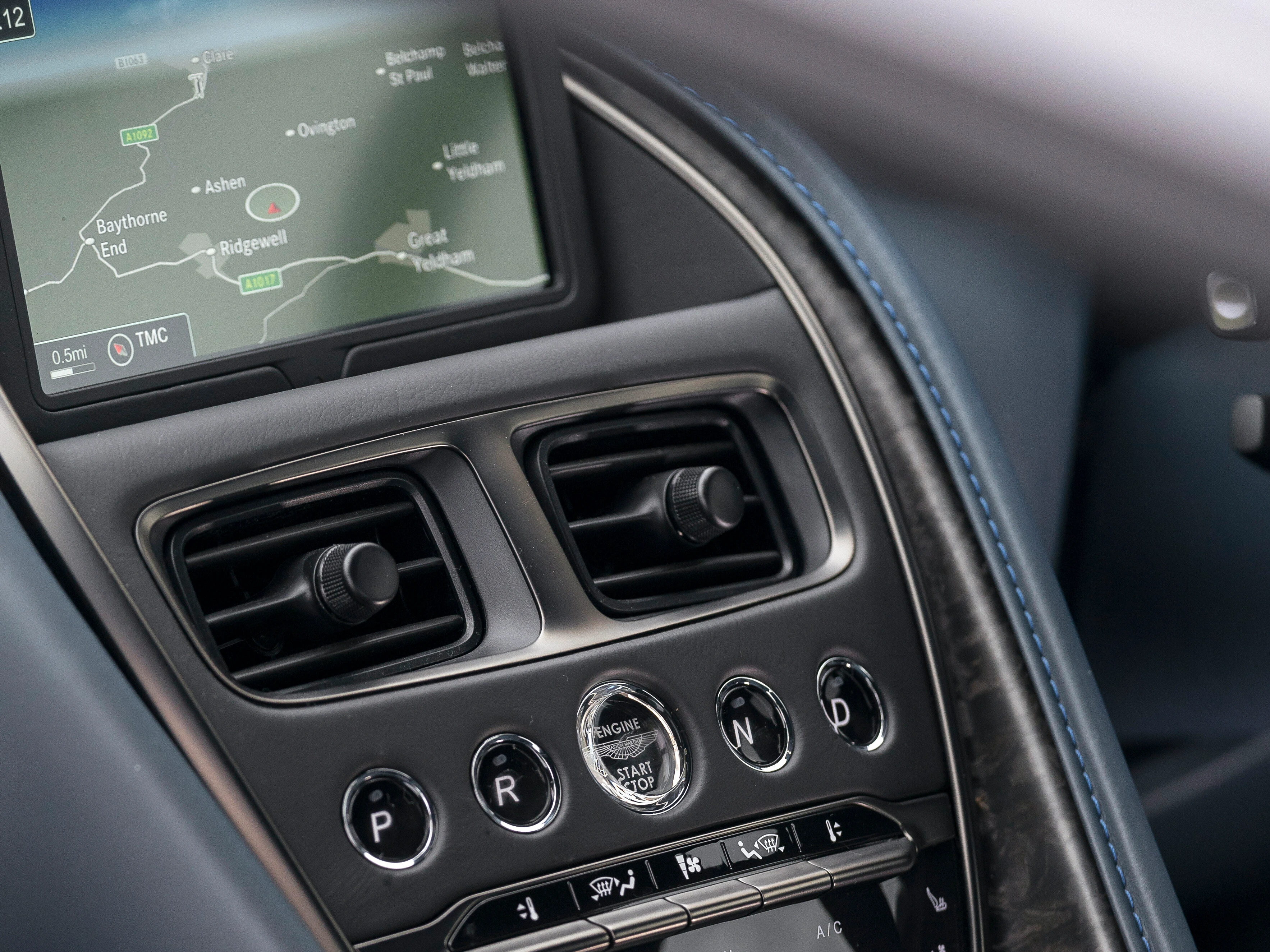 Centre Console and Touchscreen