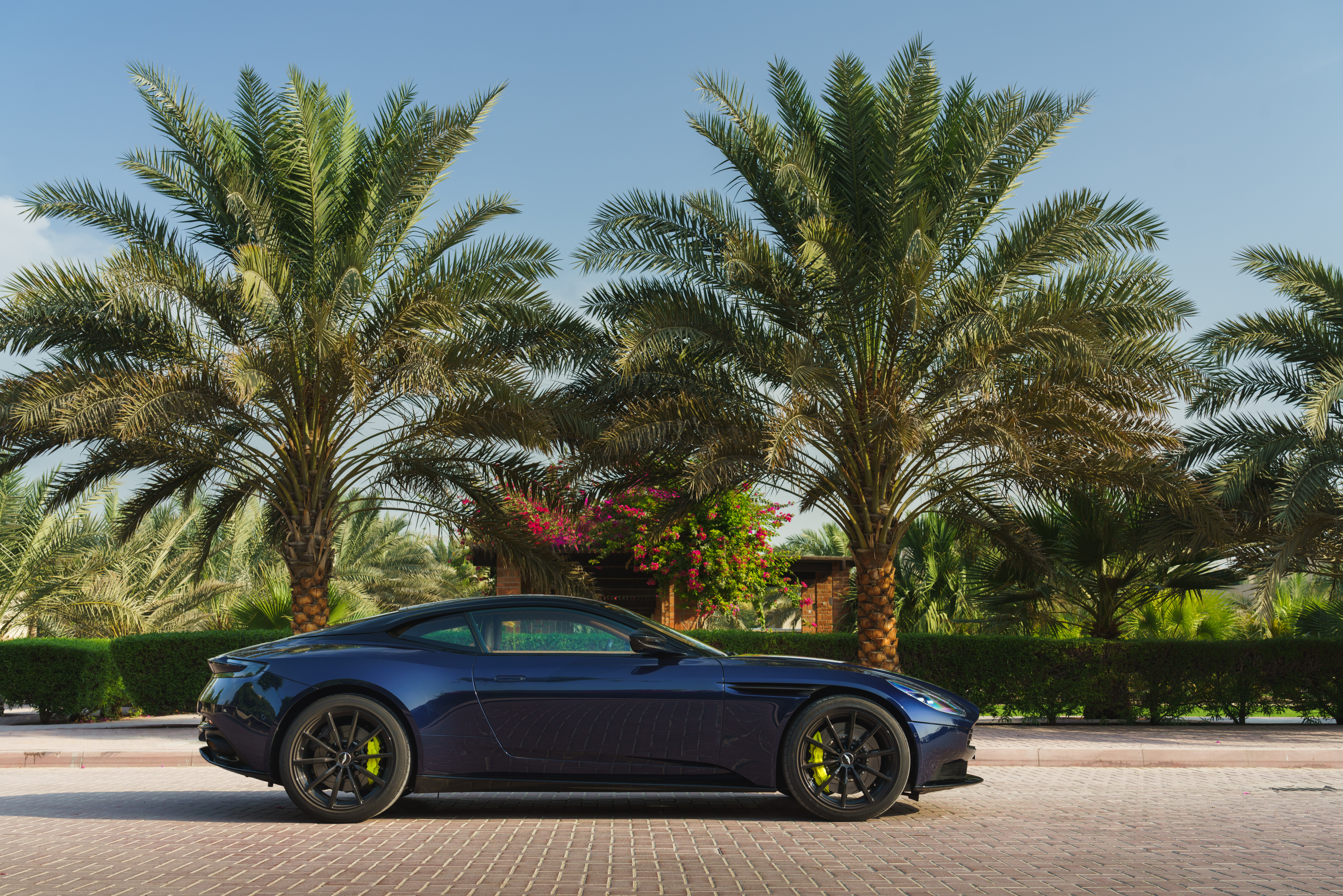 Aston Martin DB11 Evolution