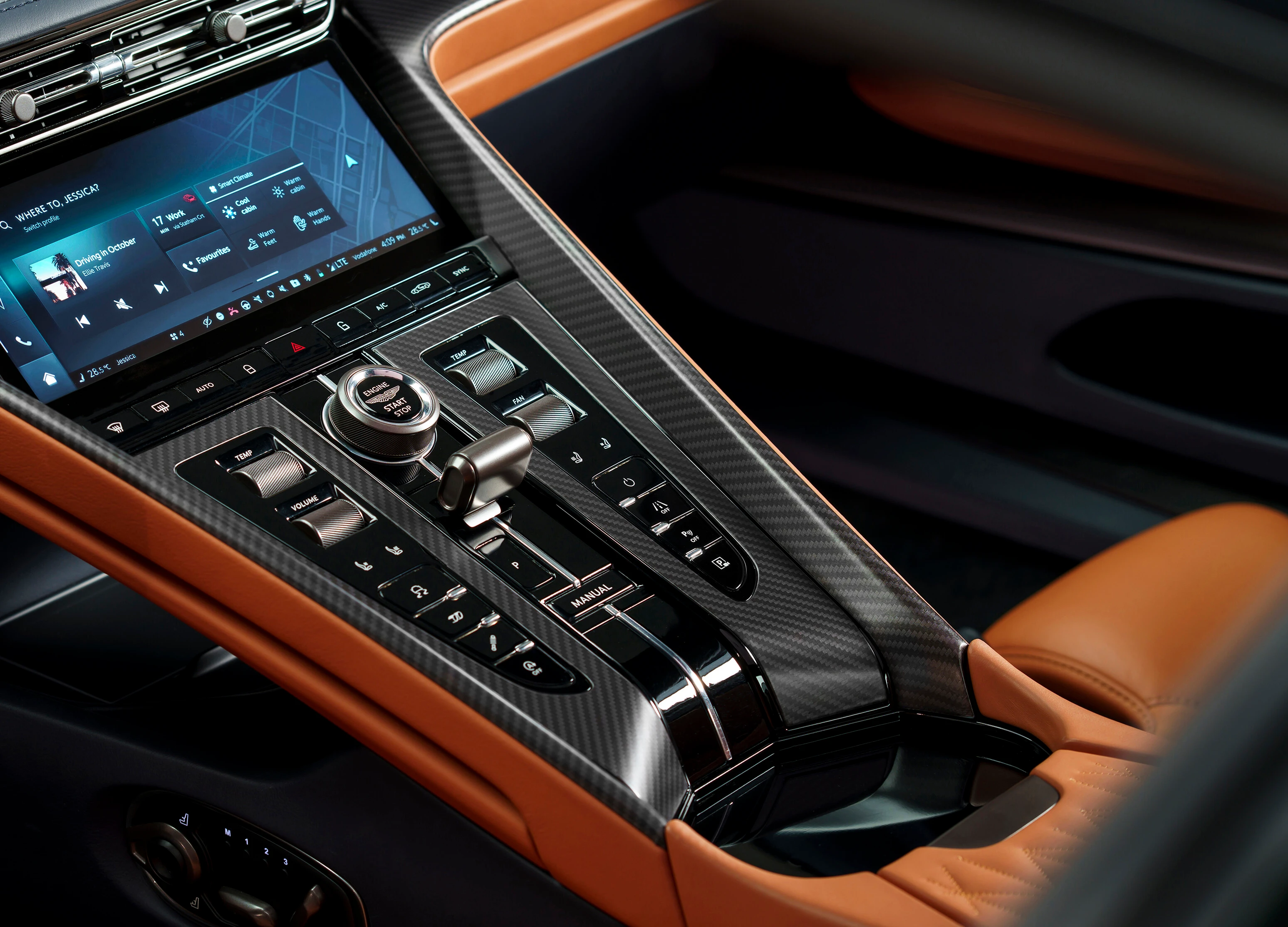 Centre Console and Touchscreen