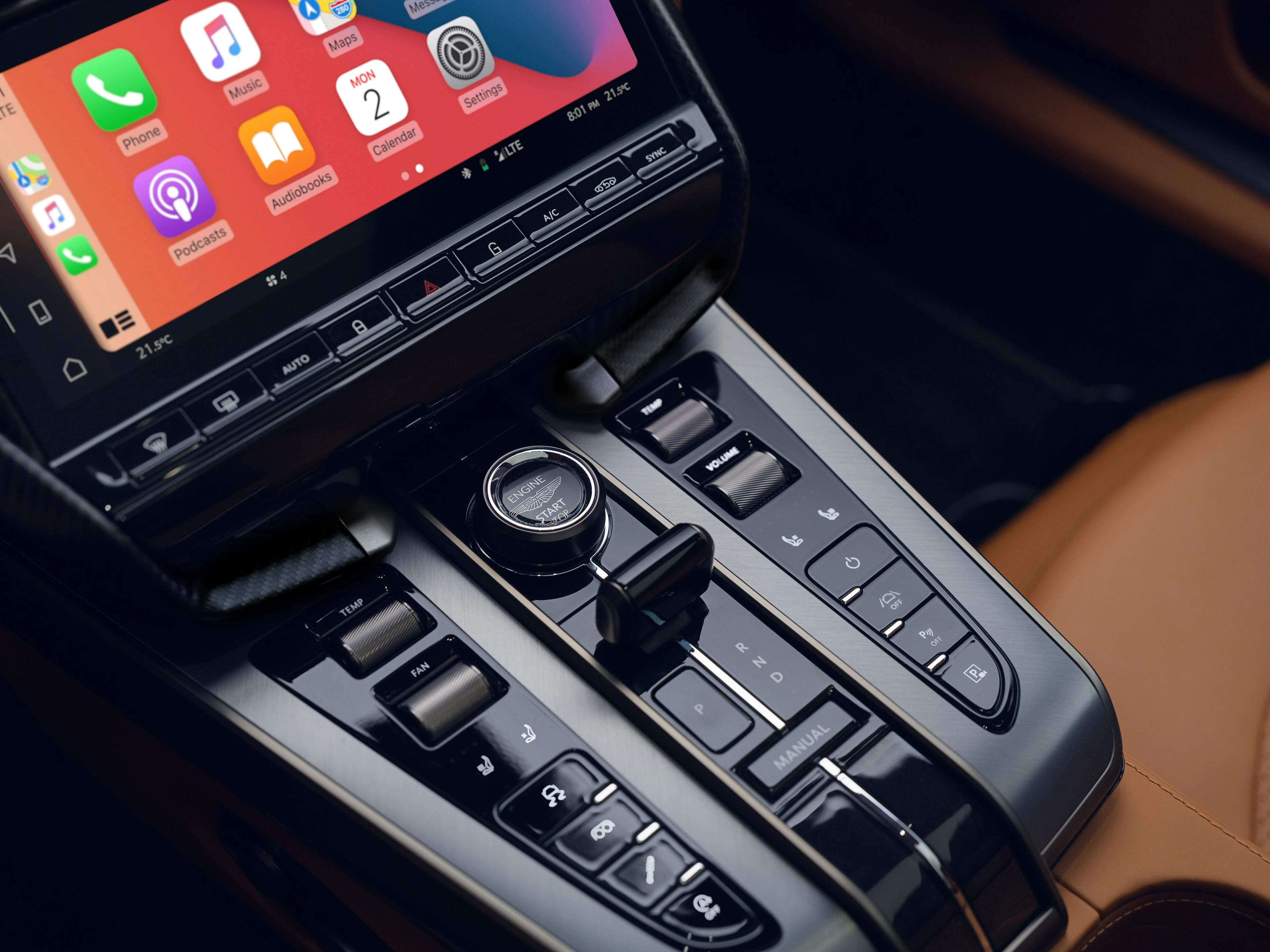 Touchscreen and Centre Console