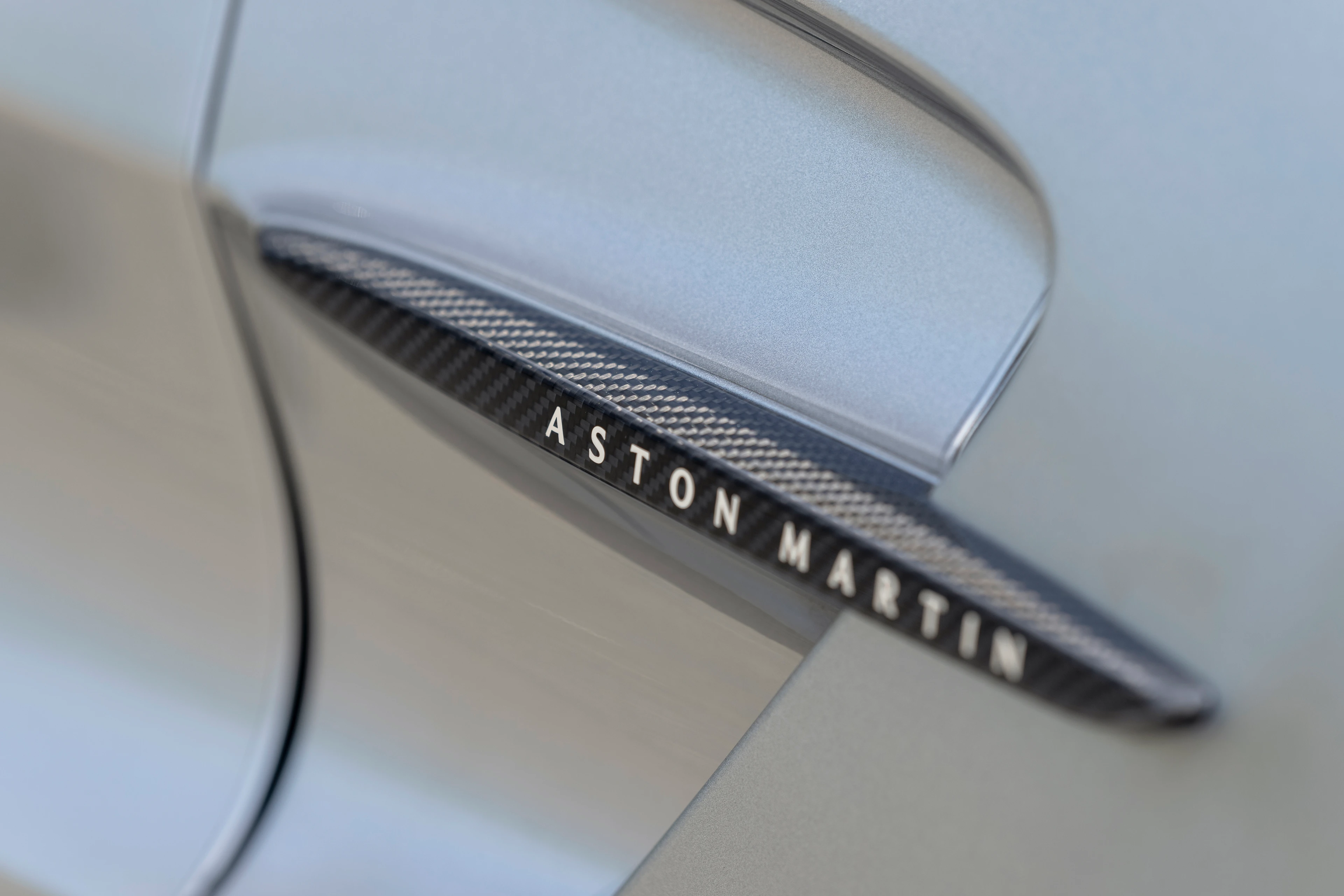 Front Wing Side Strake