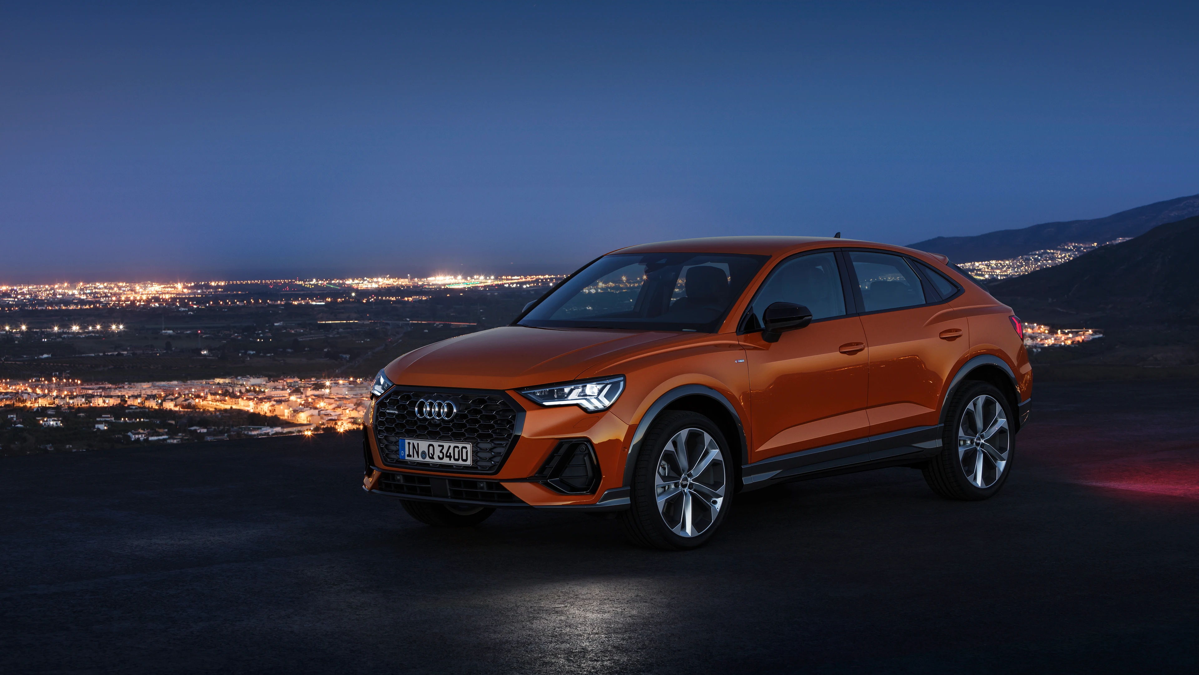 Front Left Three-Quarter View (Night)