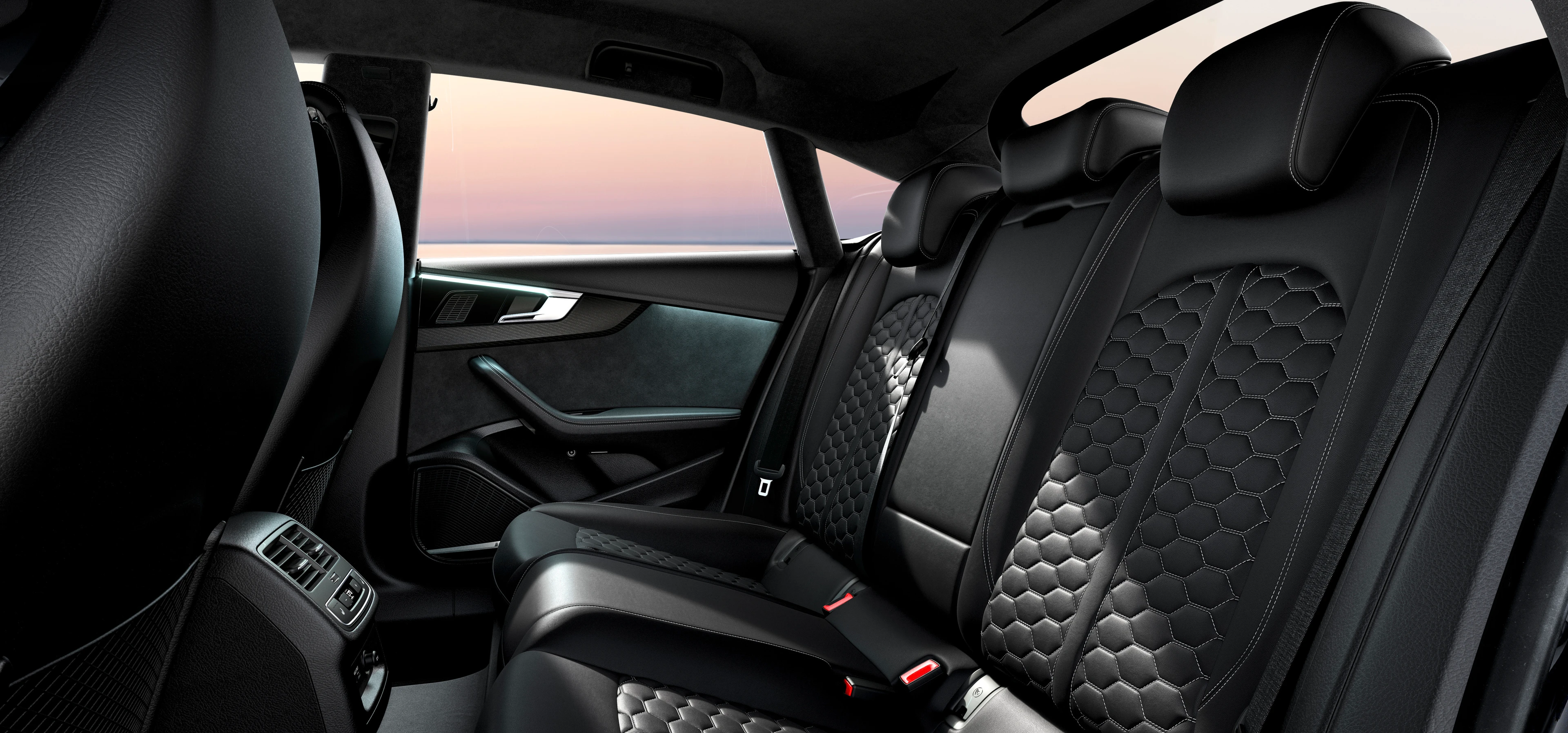Rear Seats (Honeycomb Quilting)
