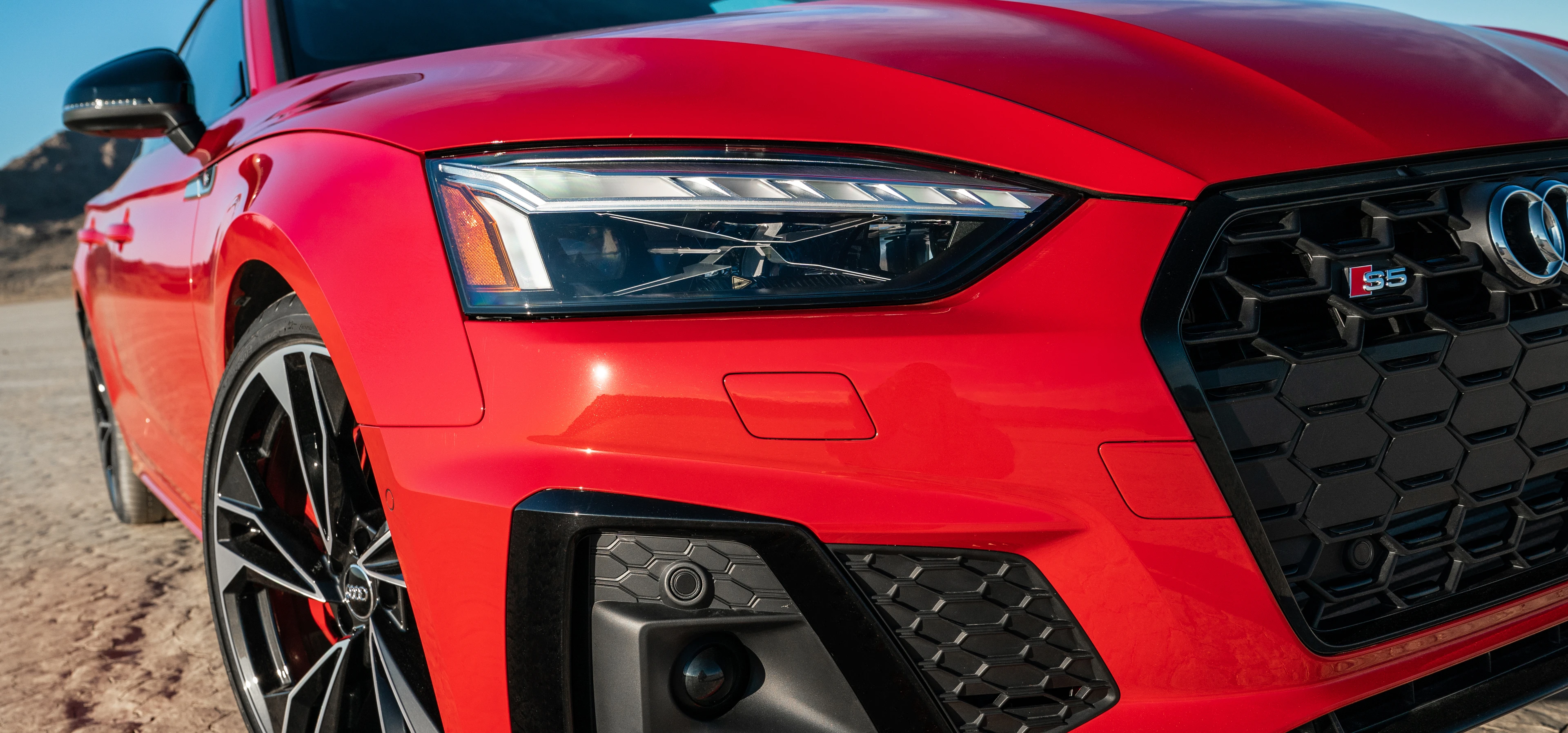 LED Headlamp and Singleframe Grille