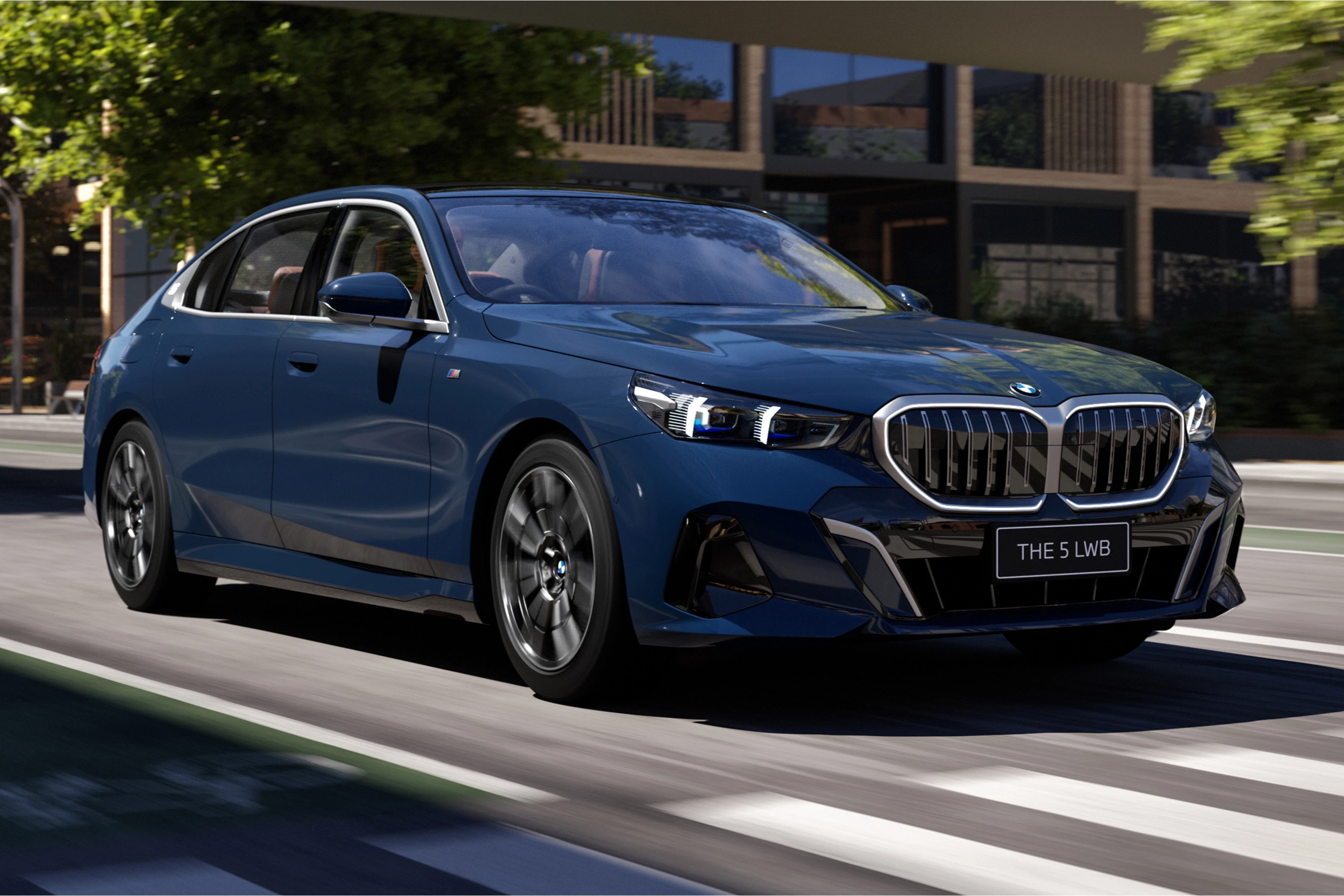Front Right Three-Quarter View (Driving)