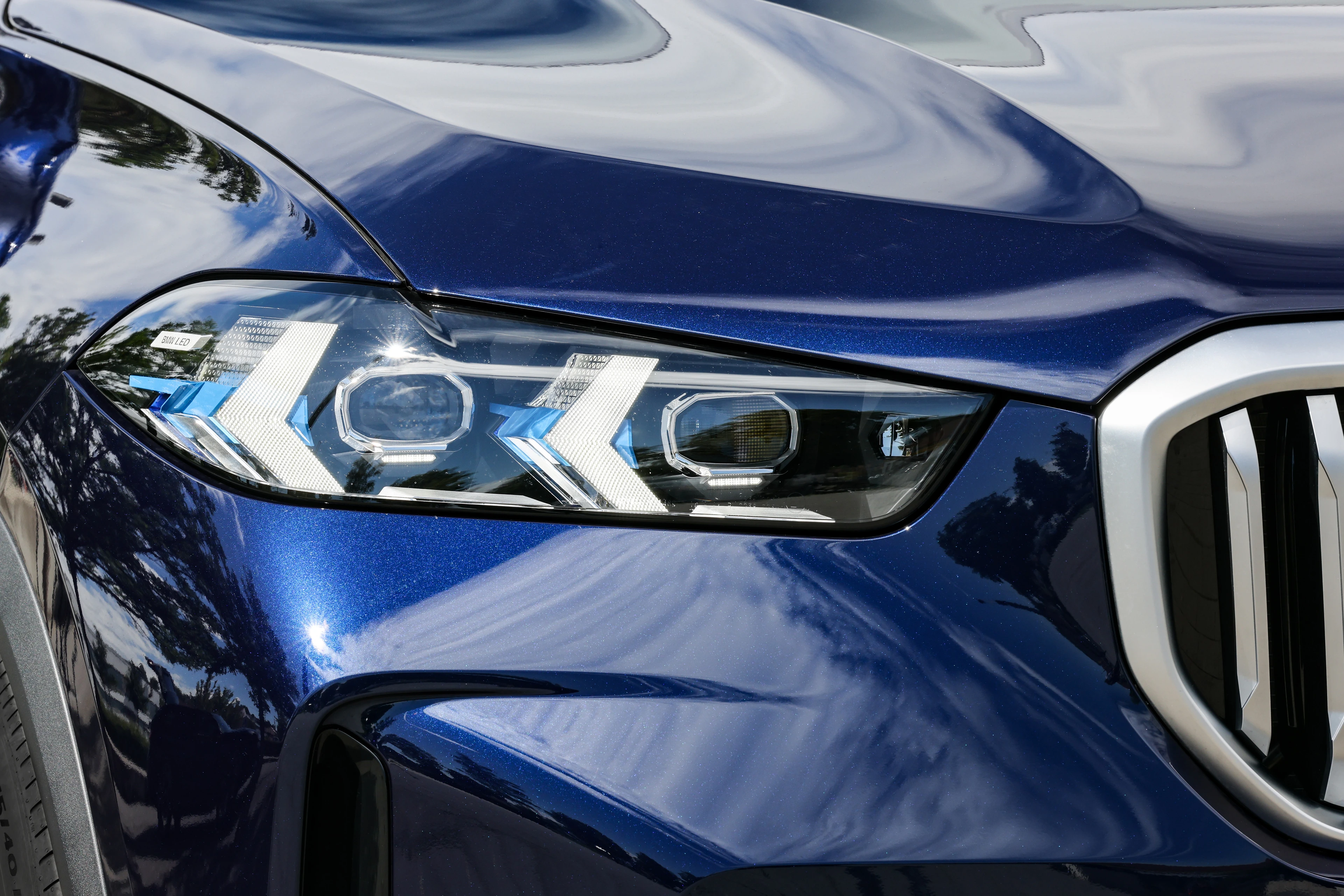 LED Headlamp and Kidney Grille