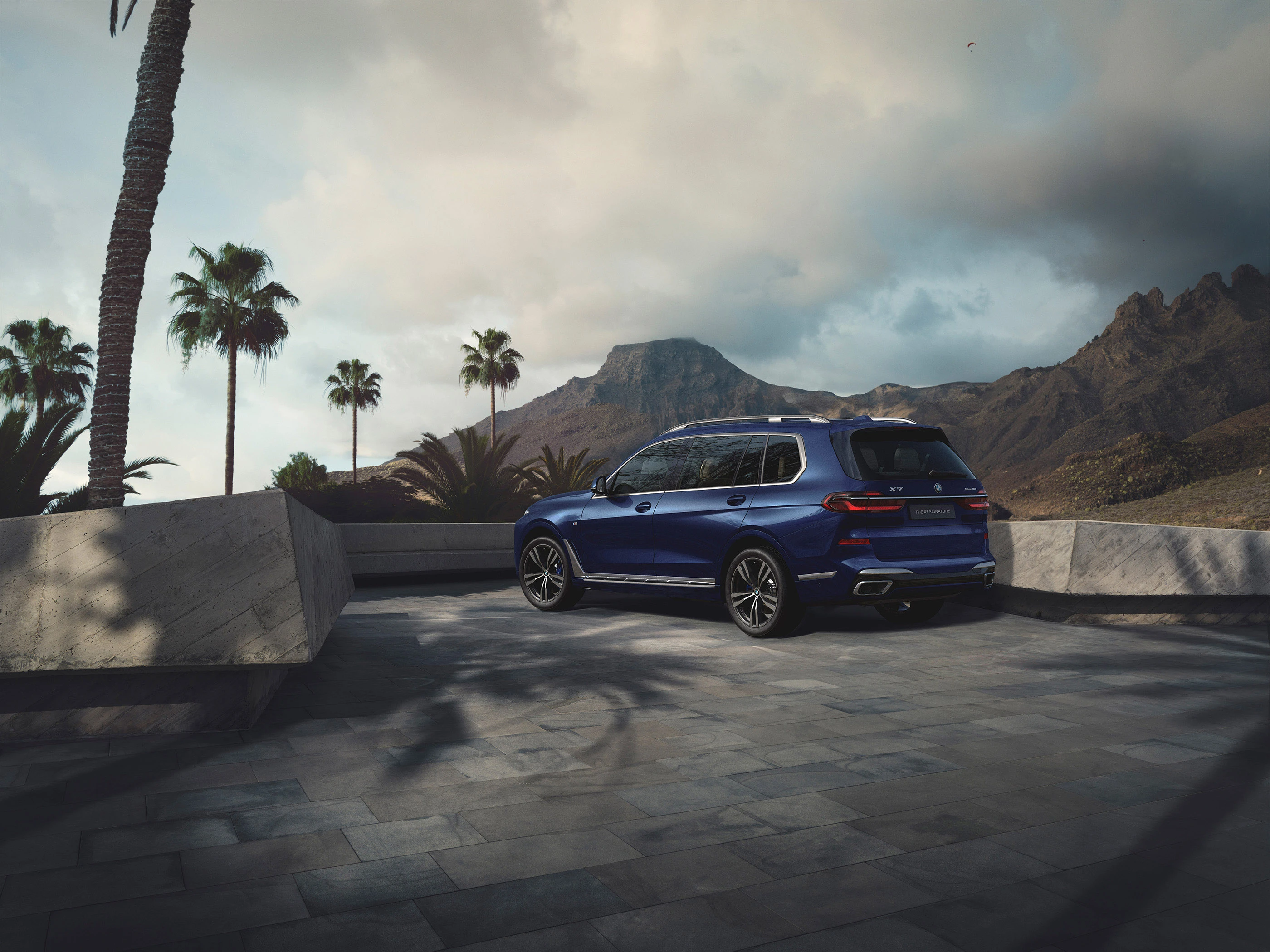 Signature Edition Rear Right Three-Quarter View