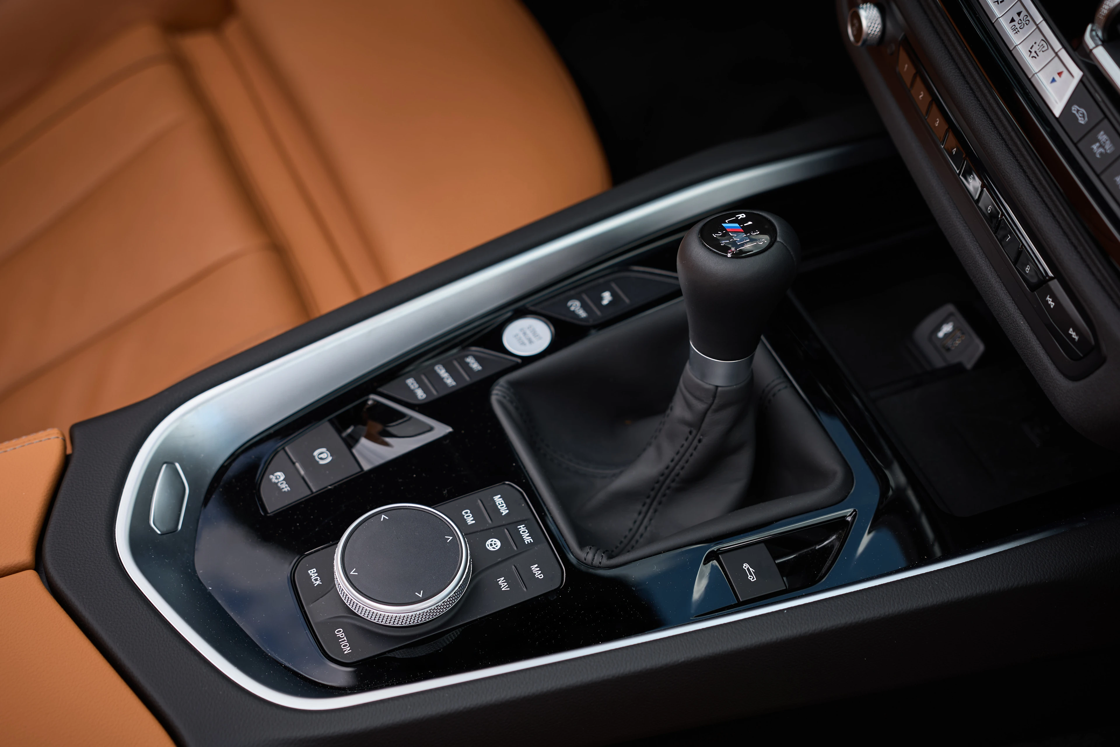 Centre Console (Manual, Pure Impulse)