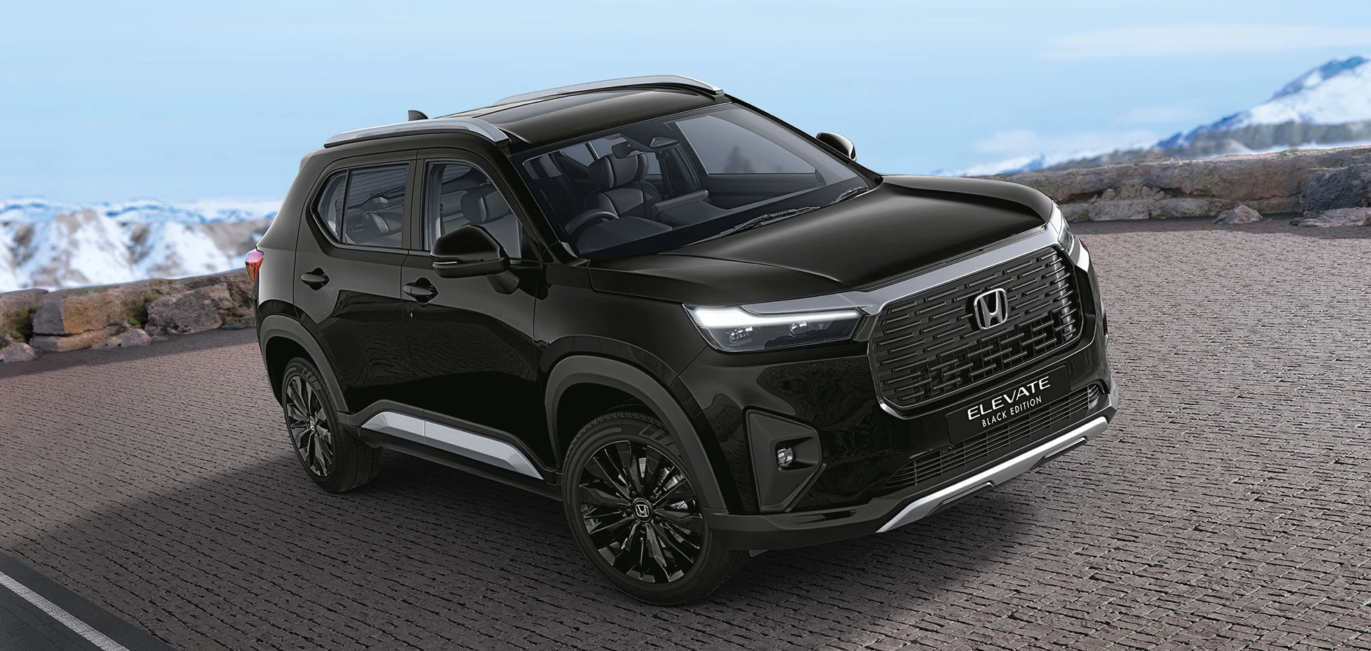 Front Right Three-Quarter View (Black Edition)