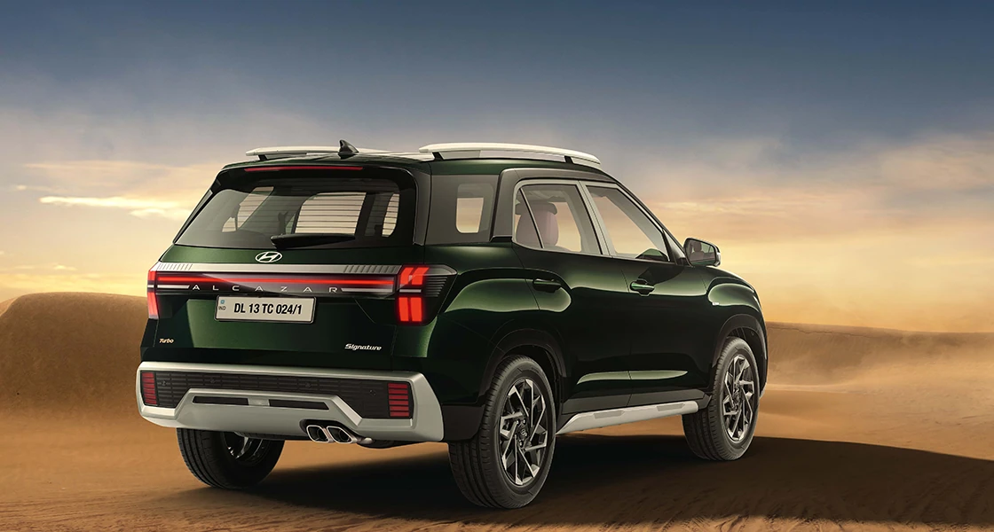 Rear Three-Quarter (Desert)