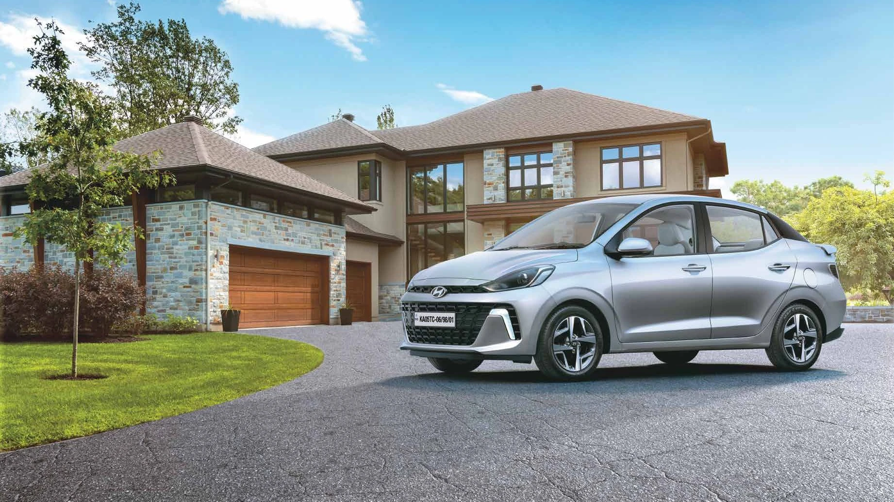 Front Three-Quarter (Driveway)