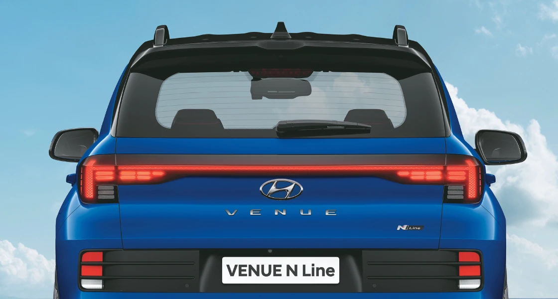 Connected LED Tail Lamps
