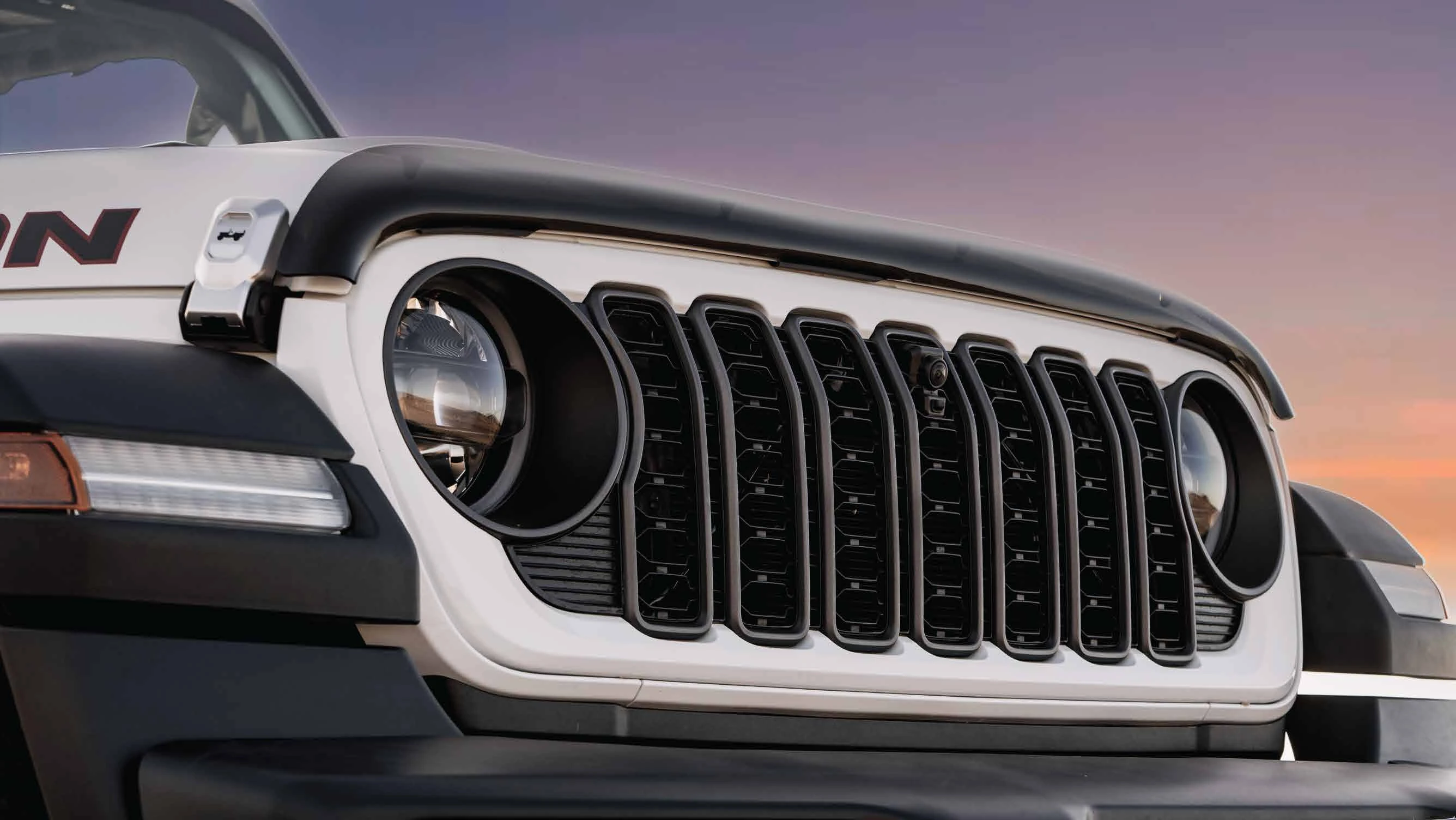 Seven-Slot Grille