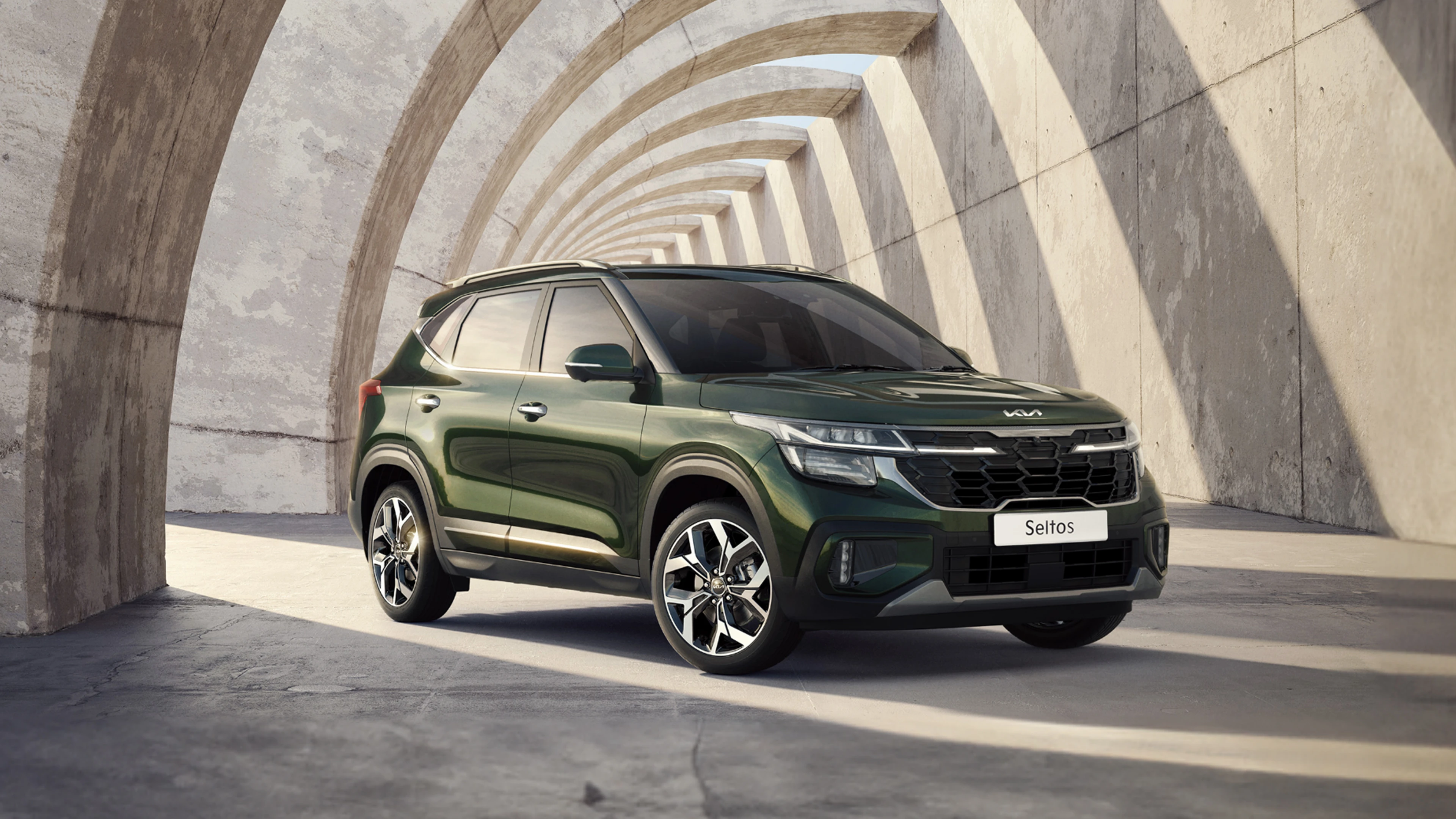 Front Right Three-Quarter View
