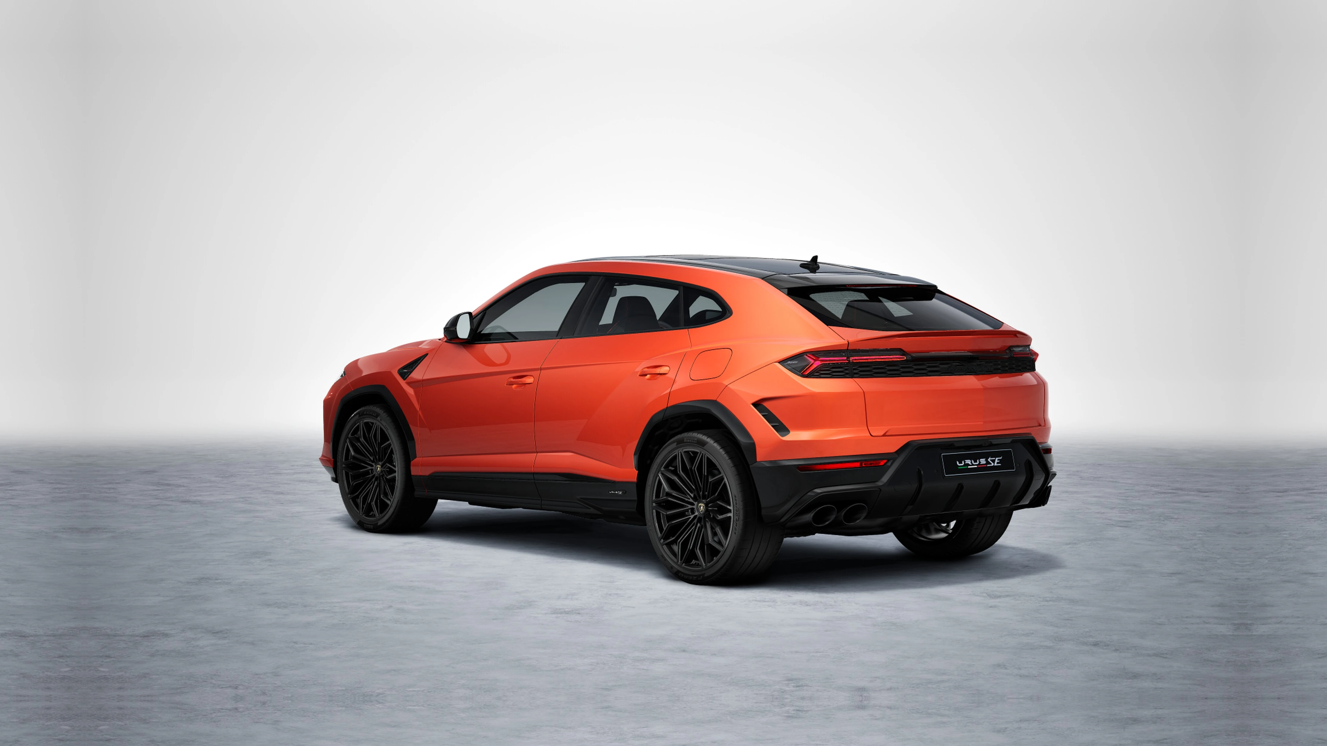 Rear-left 3/4