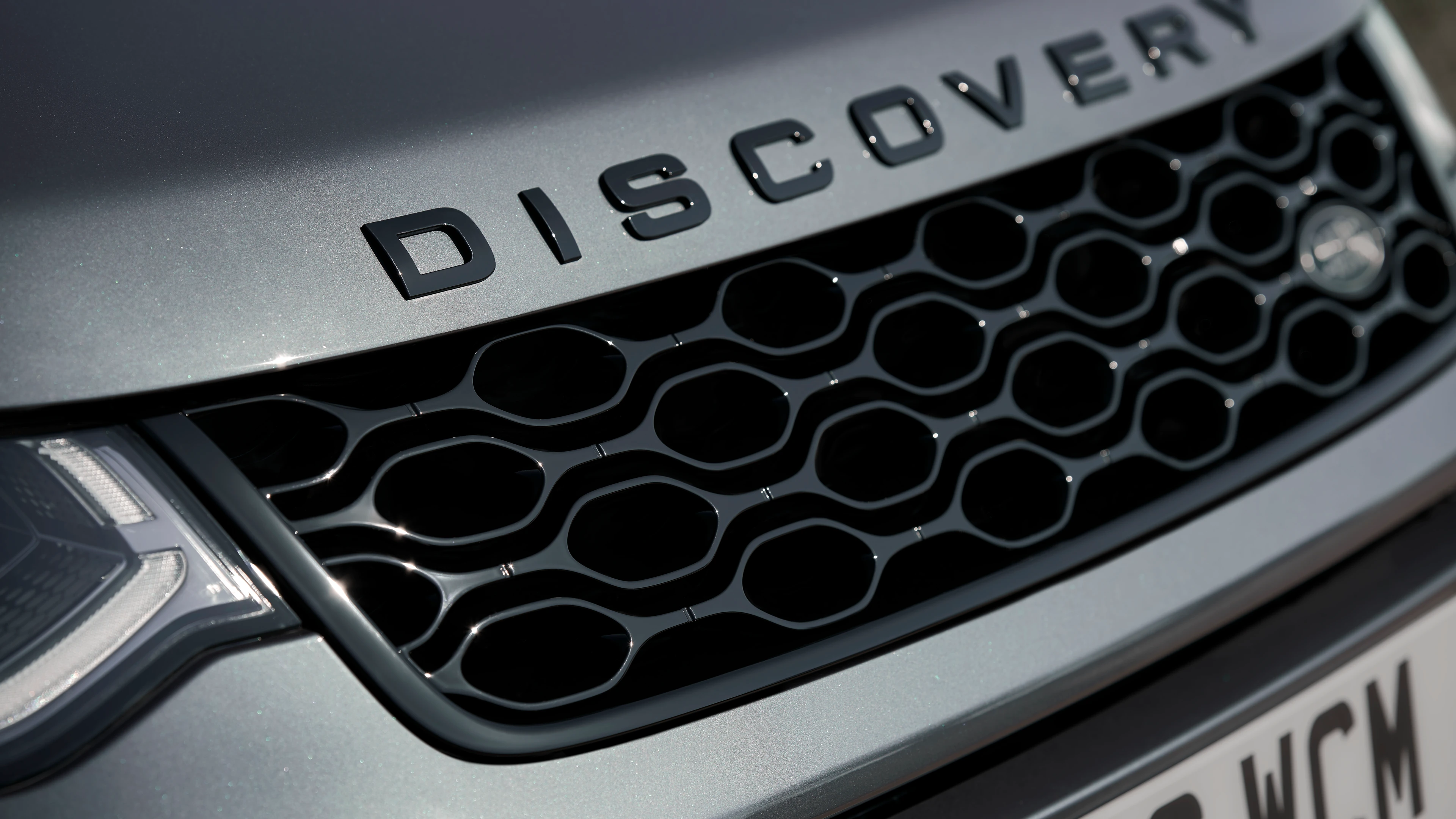 Grille and Discovery Lettering