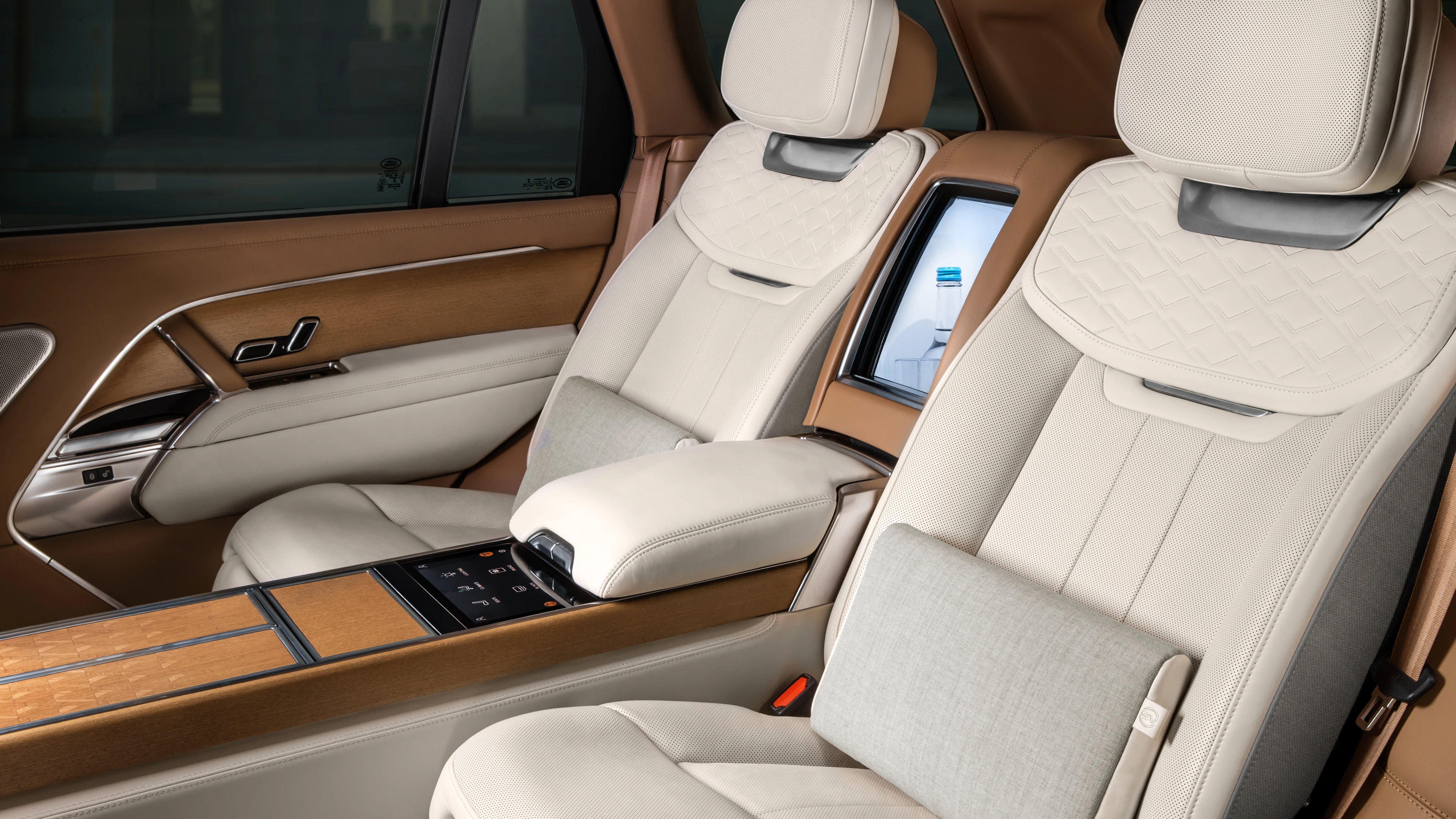 Executive Rear Seats (SV LWB)