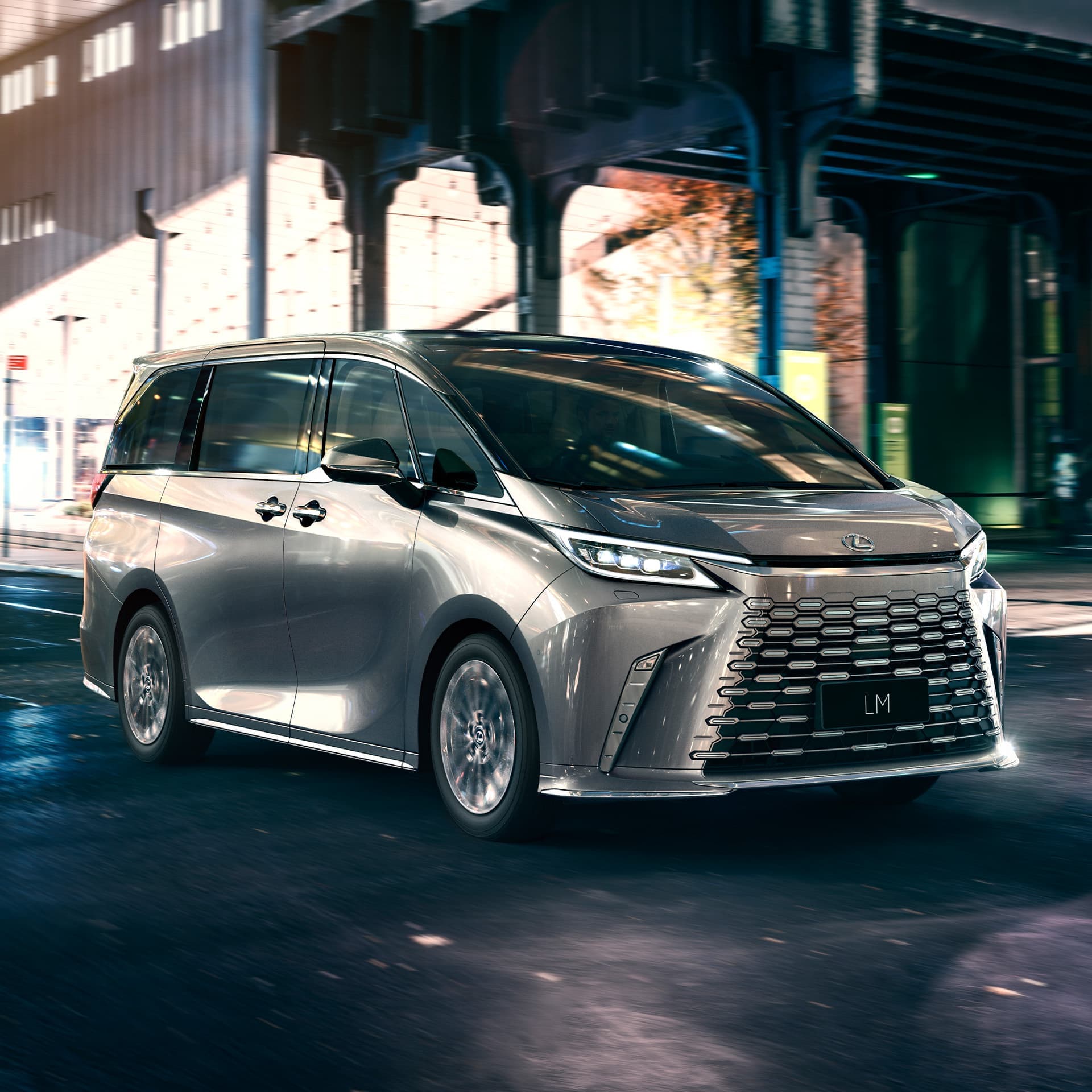Lexus LM 350h 7 STR VIP