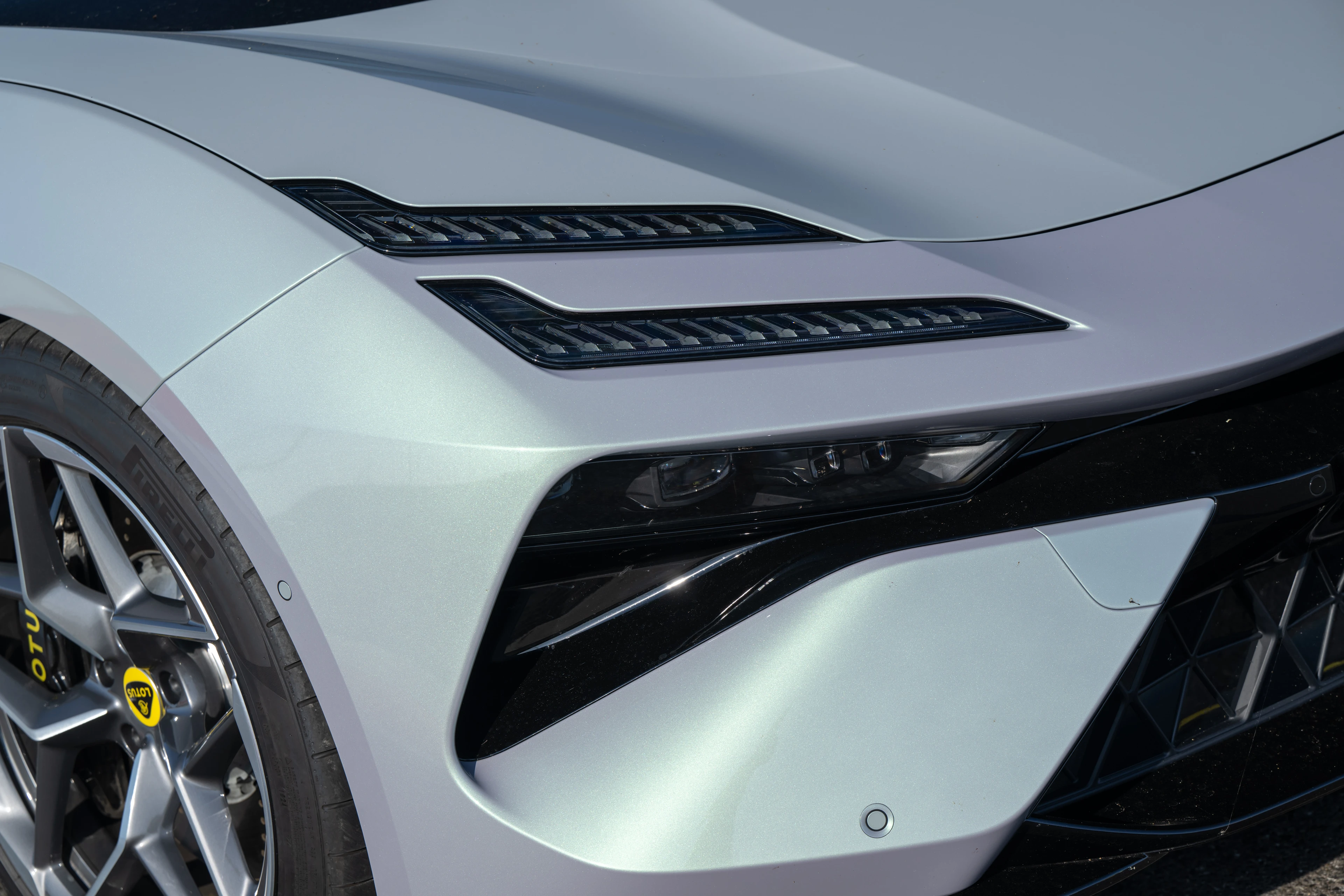 Headlamp and Front Air Intake