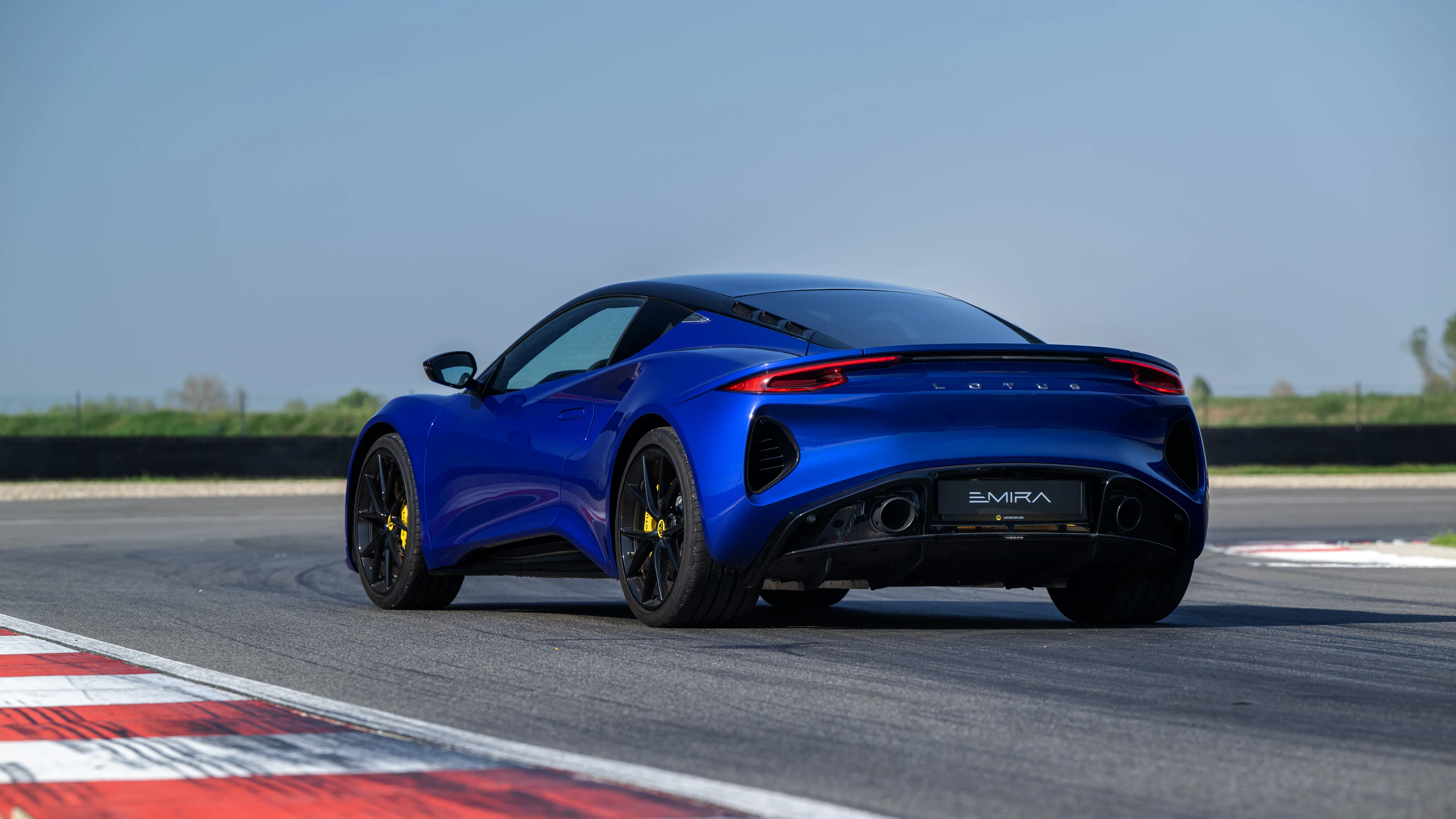Rear Left Three-Quarter View