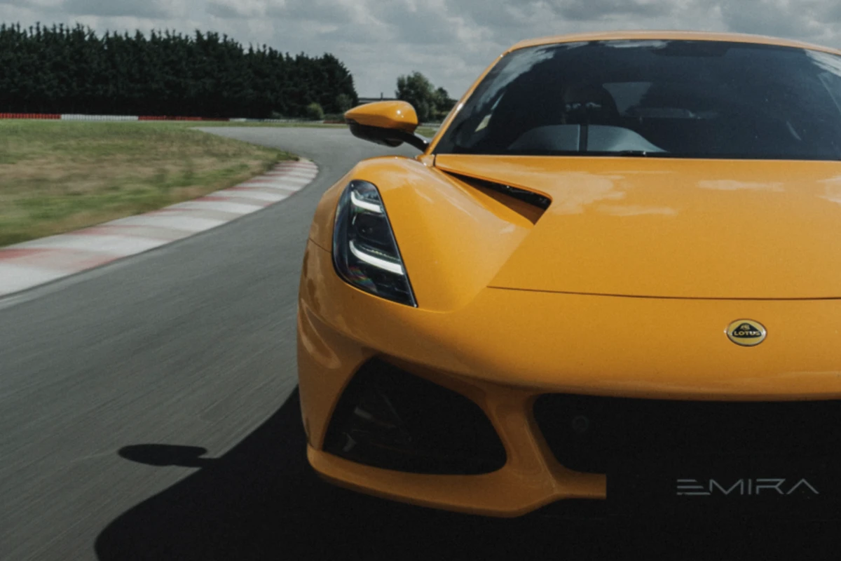 Lotus Emira Turbo