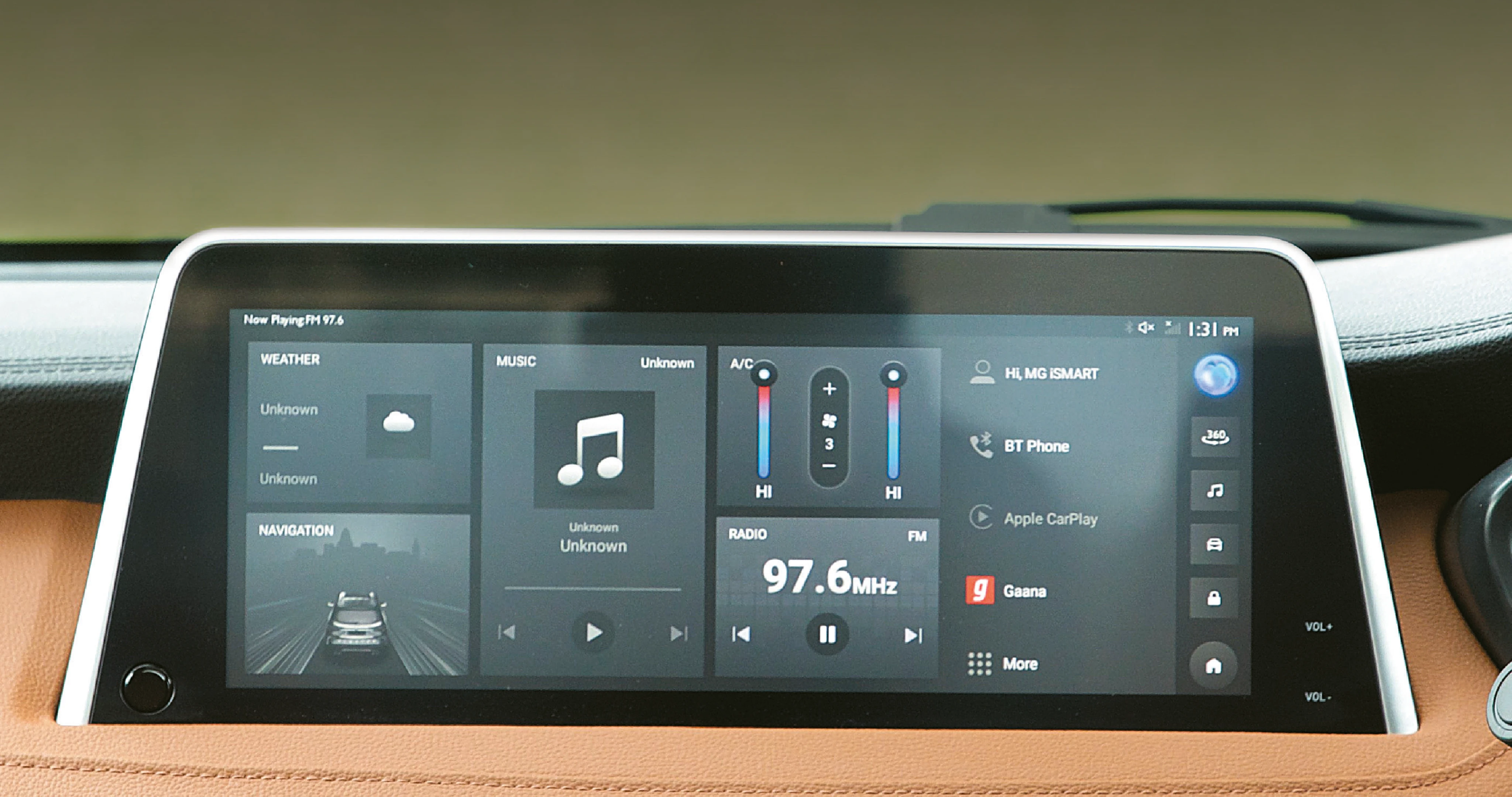 Touchscreen Infotainment