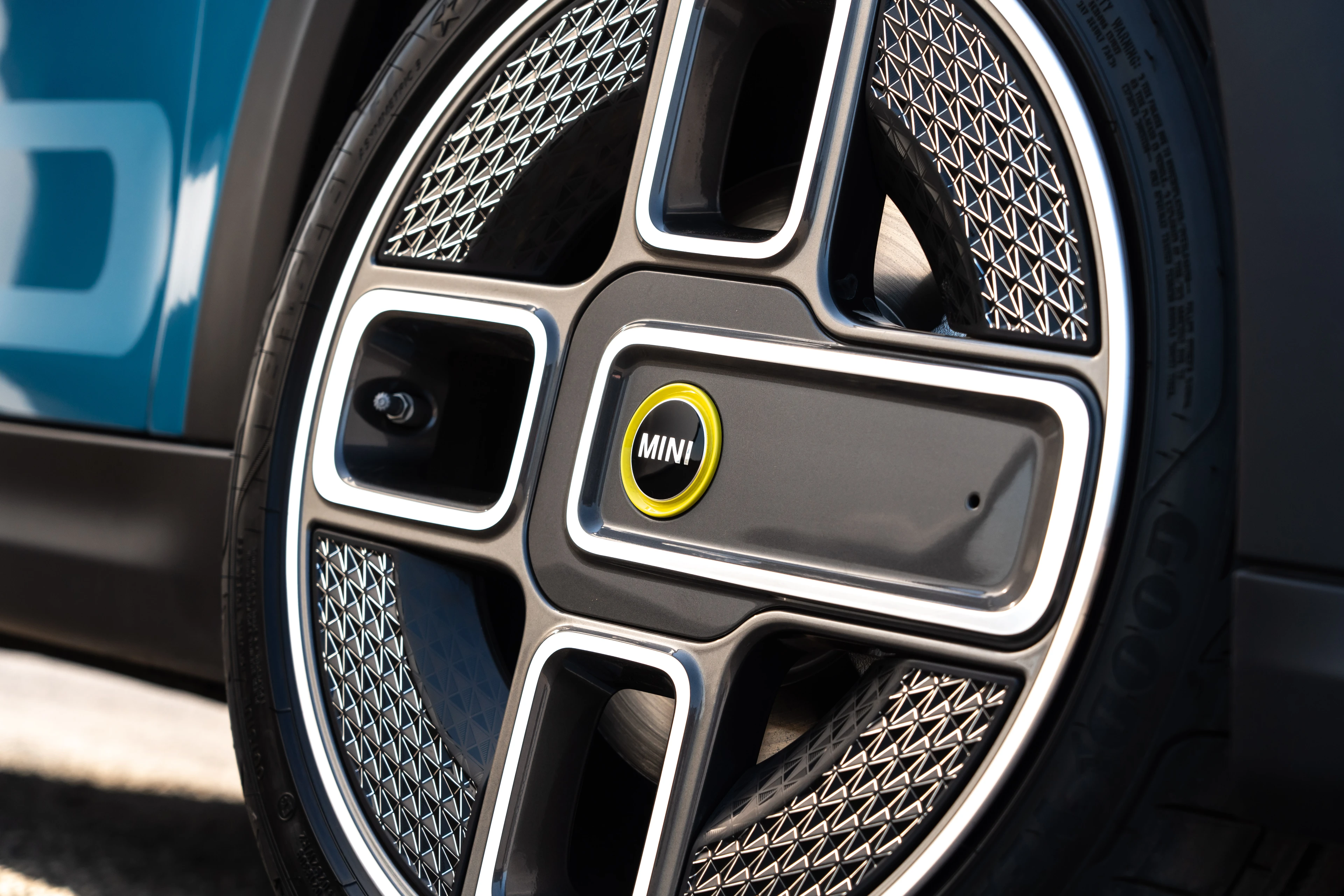 Alloy Wheel