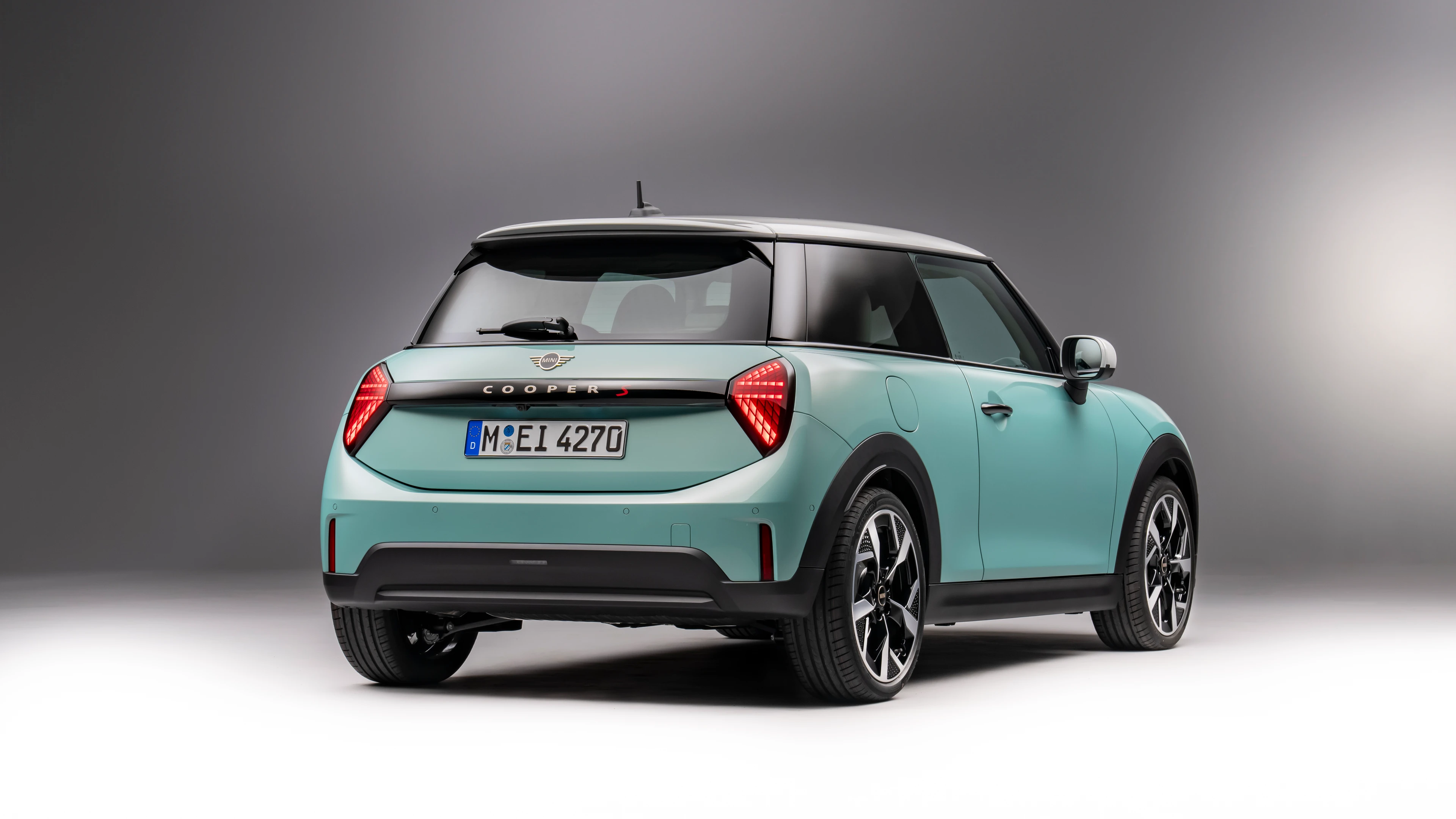 Rear Right Three-Quarter View
