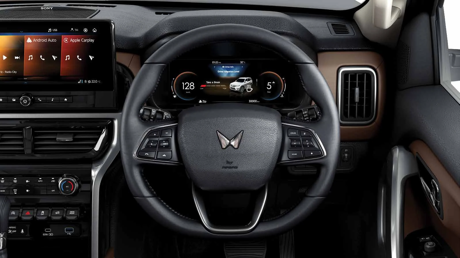 Steering Wheel and Digital Cluster