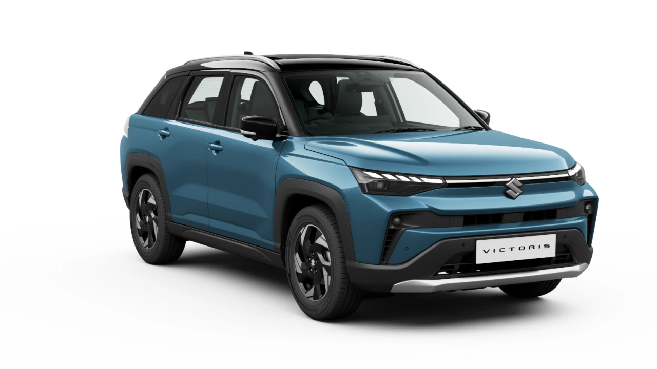 Front Right Three-Quarter View