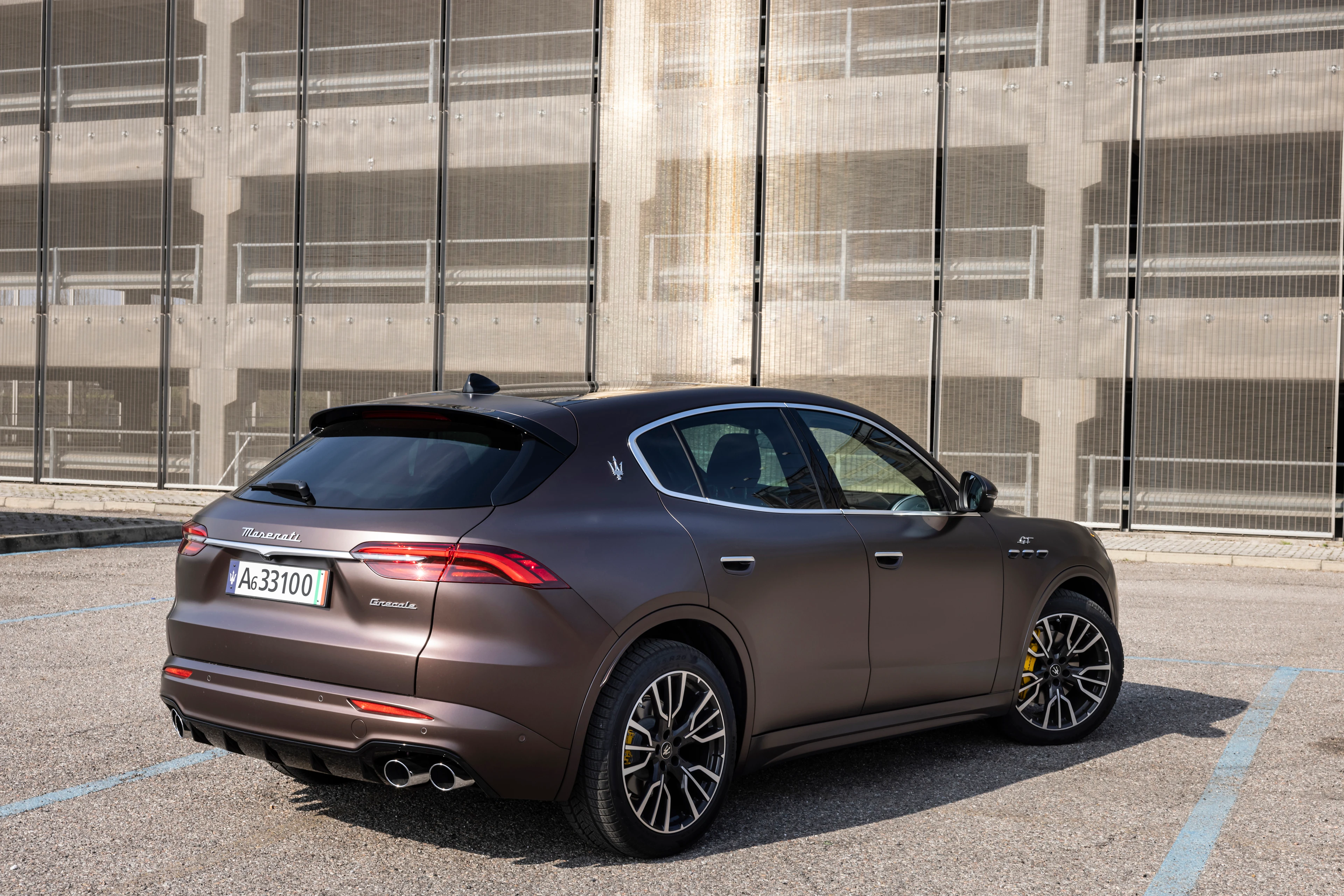 Rear Right Three-Quarter View