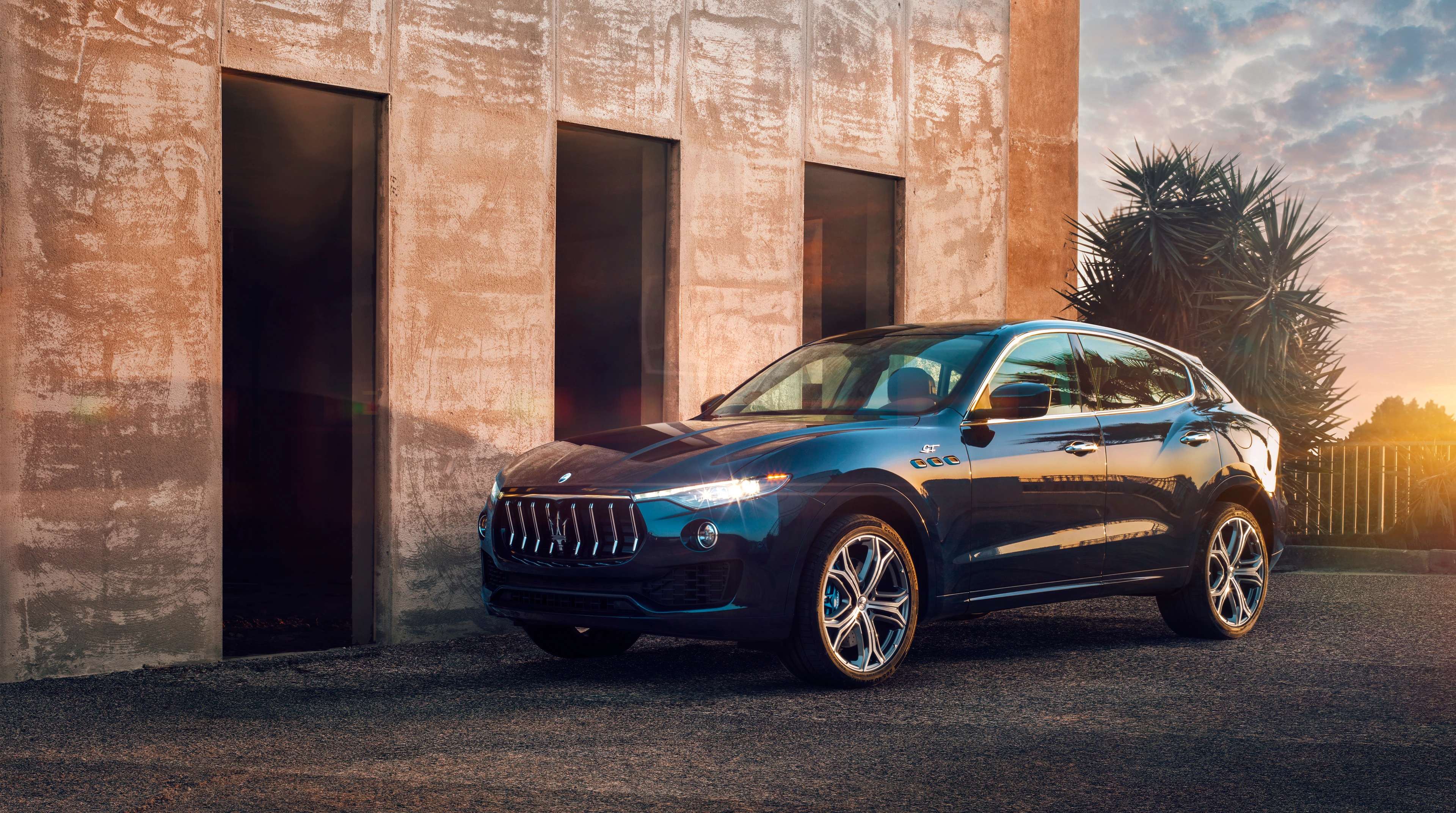 Levante GT at Dusk