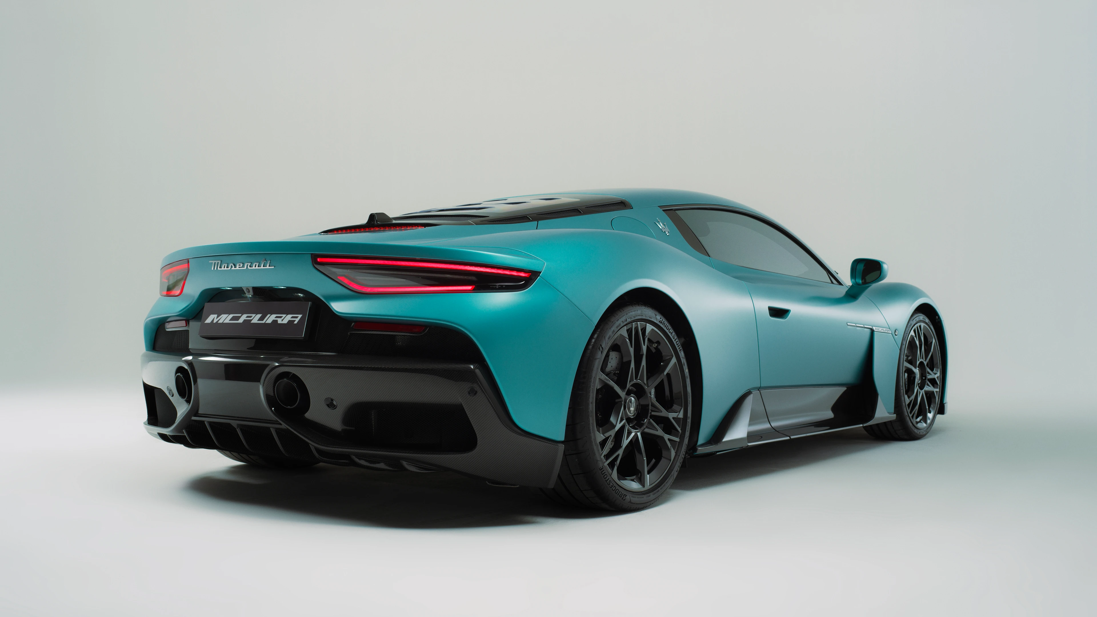 Maserati MCPura — Rear Right Three-Quarter View