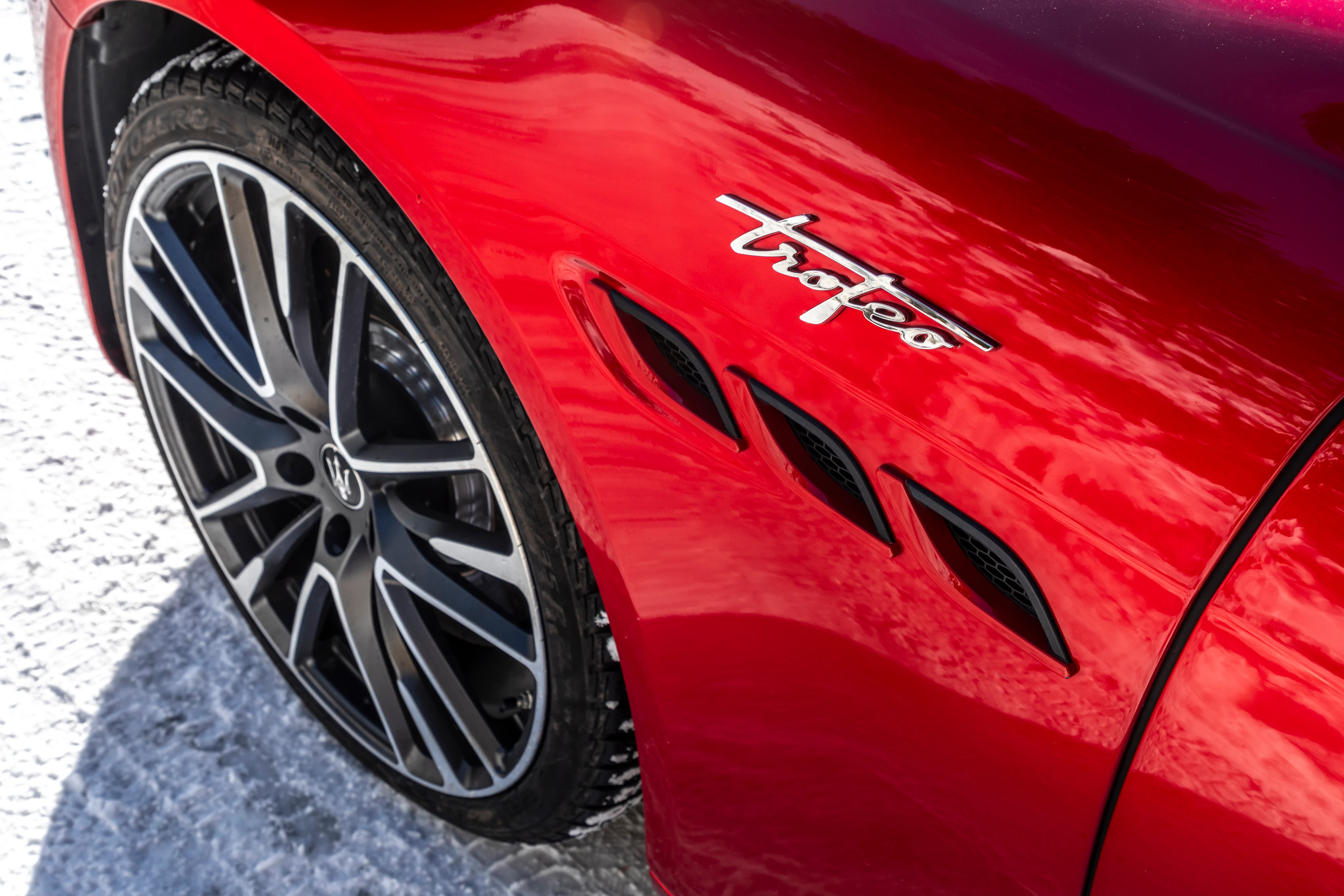 Alloy Wheel and Trofeo Badge