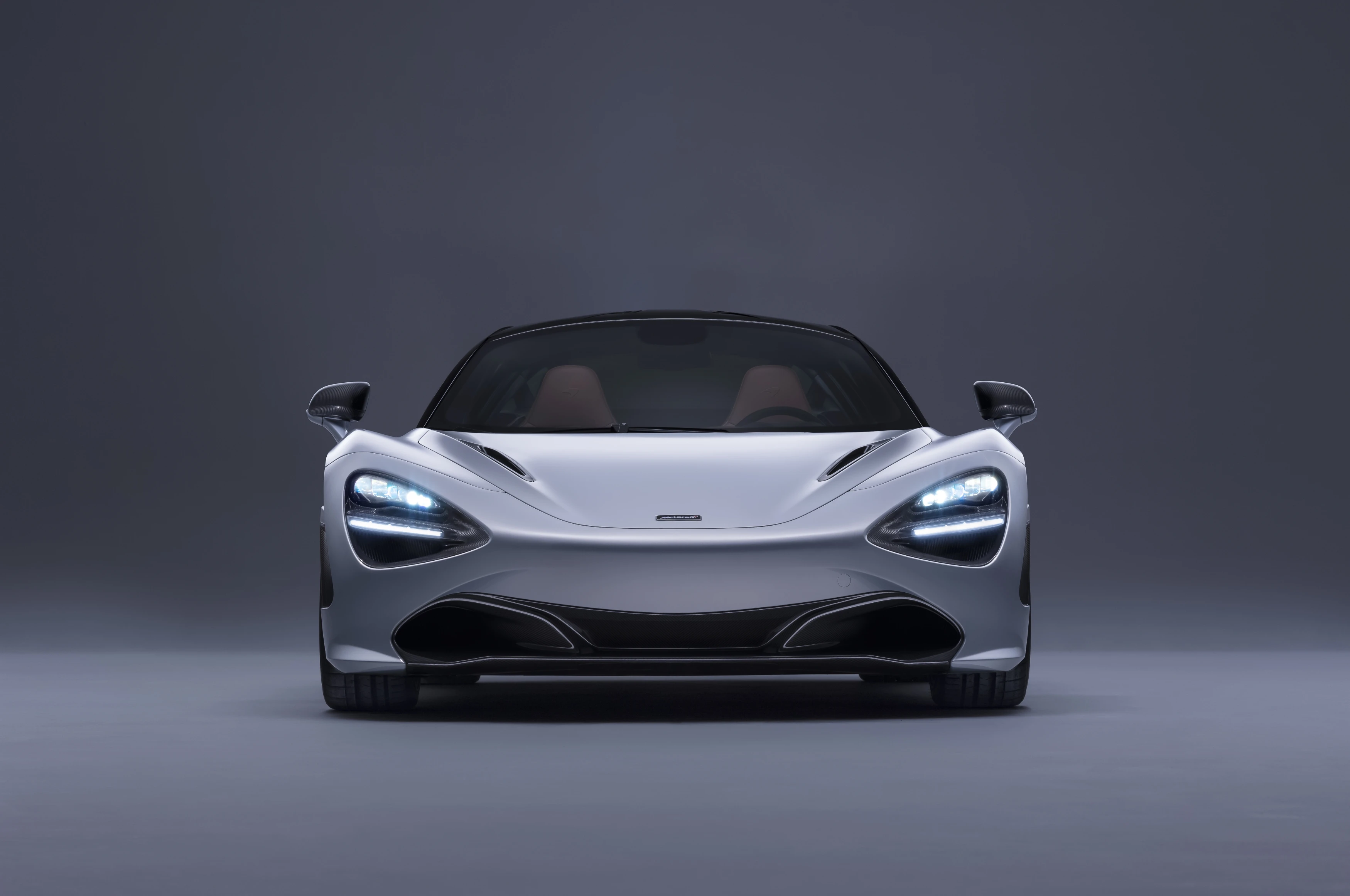 720S front