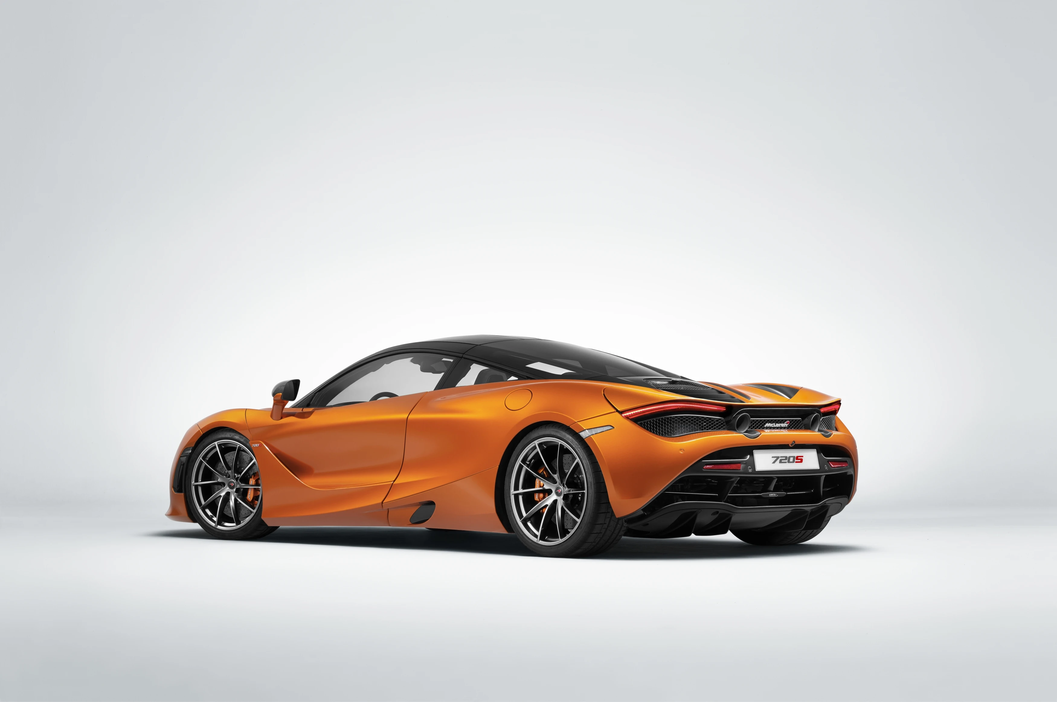 720S rear-left three-quarter
