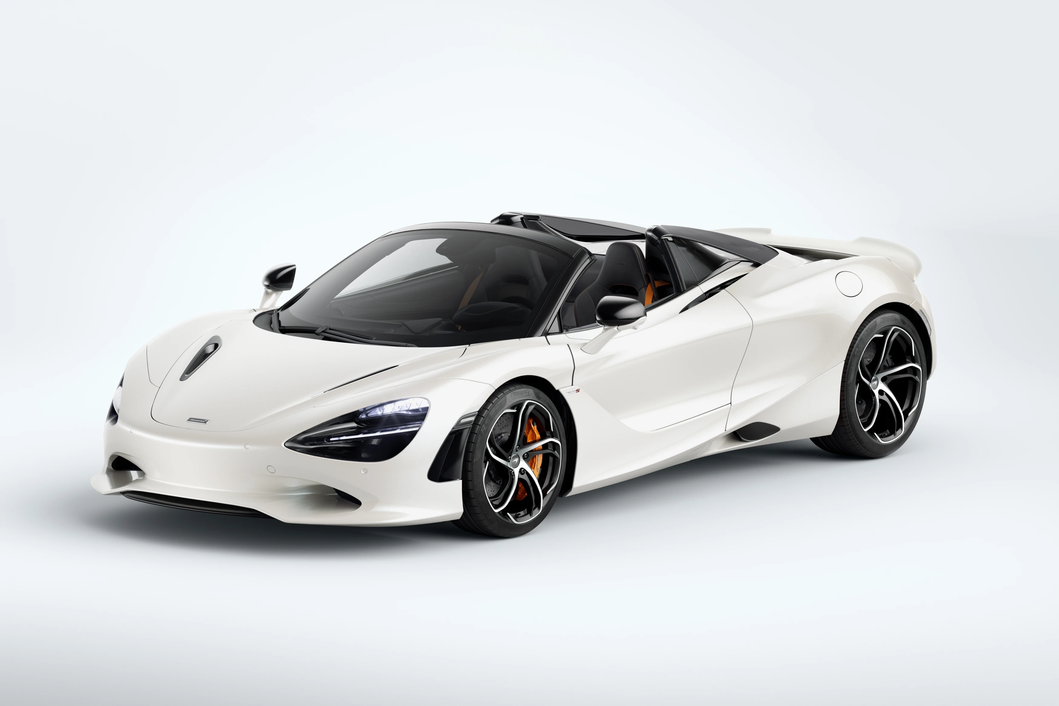 750S Spider front-left three-quarter