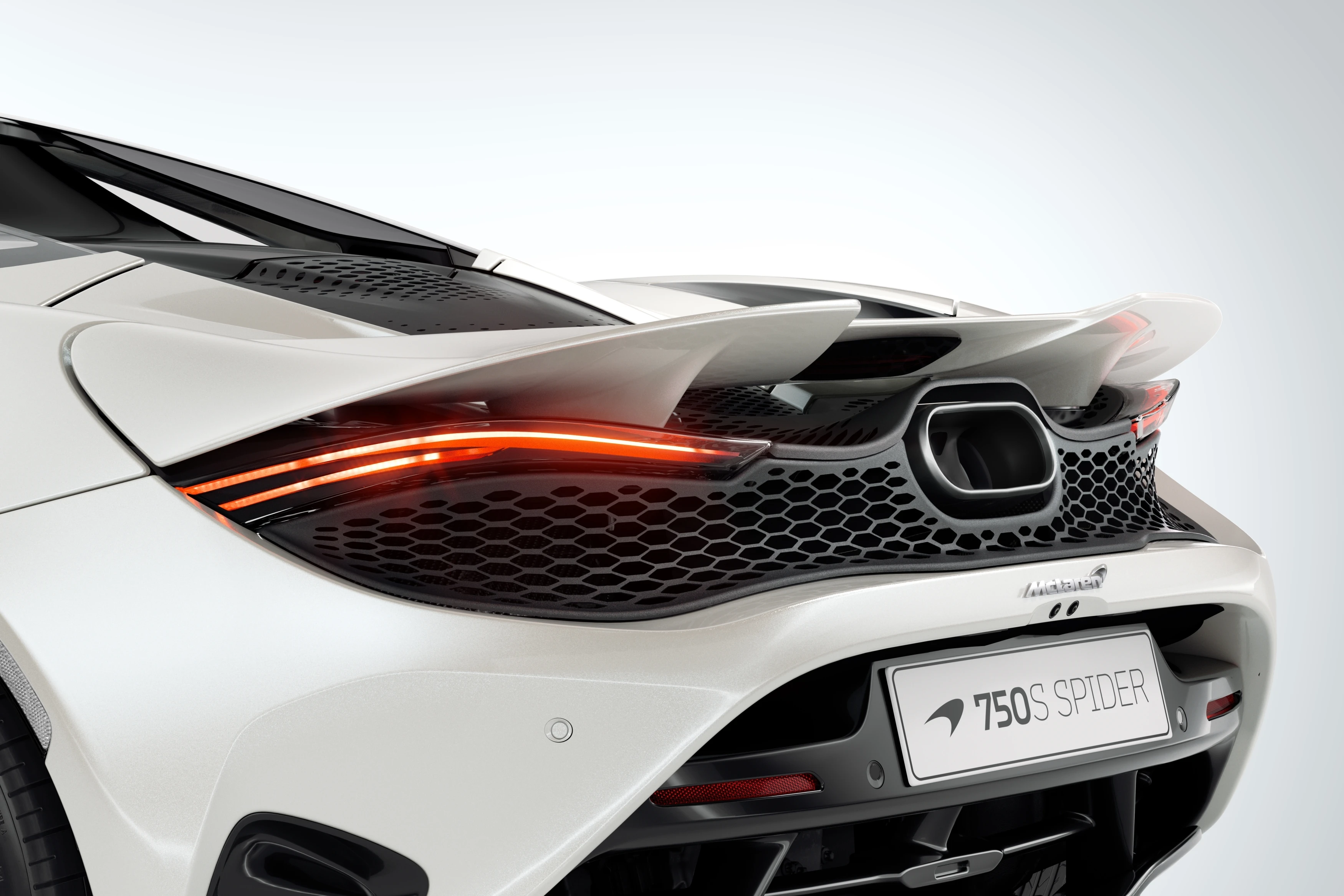 750S tail light and rear grille