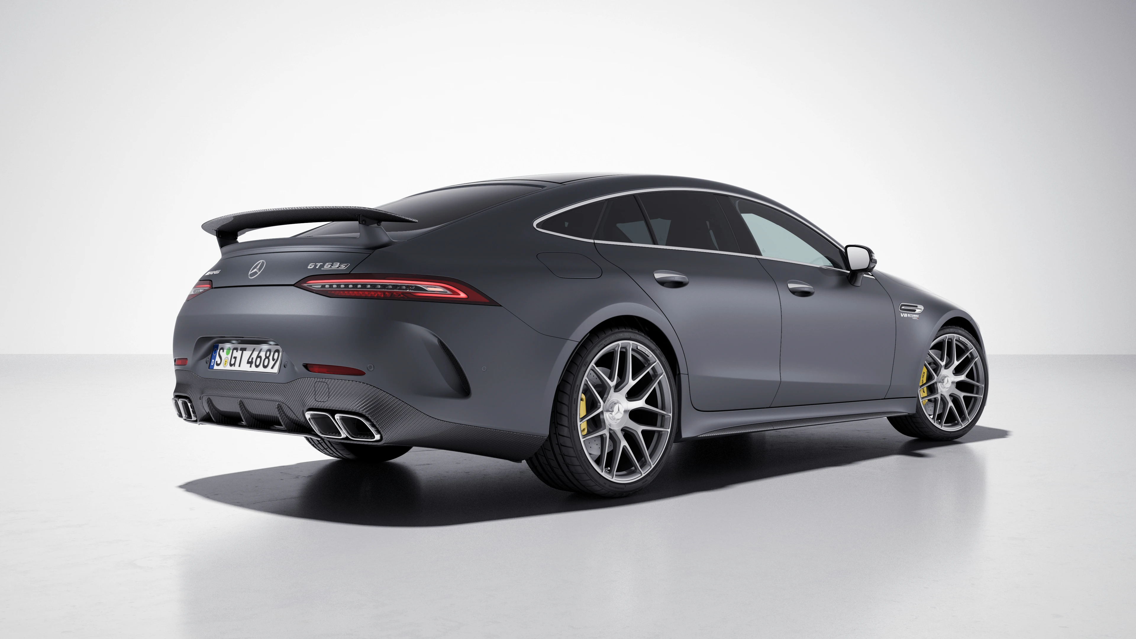 Rear Three-Quarter View (Studio)