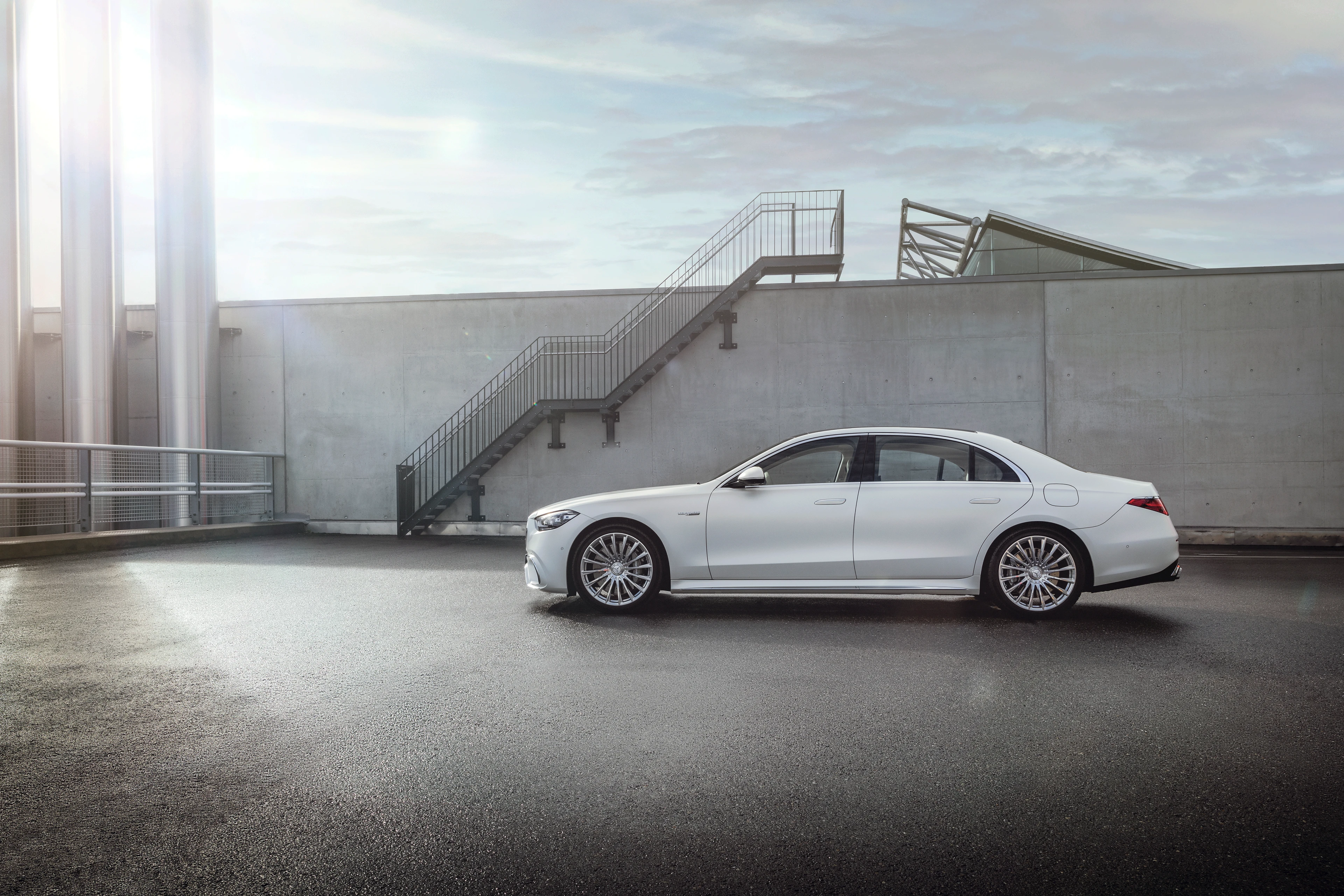 Side Profile (Cashmere White)