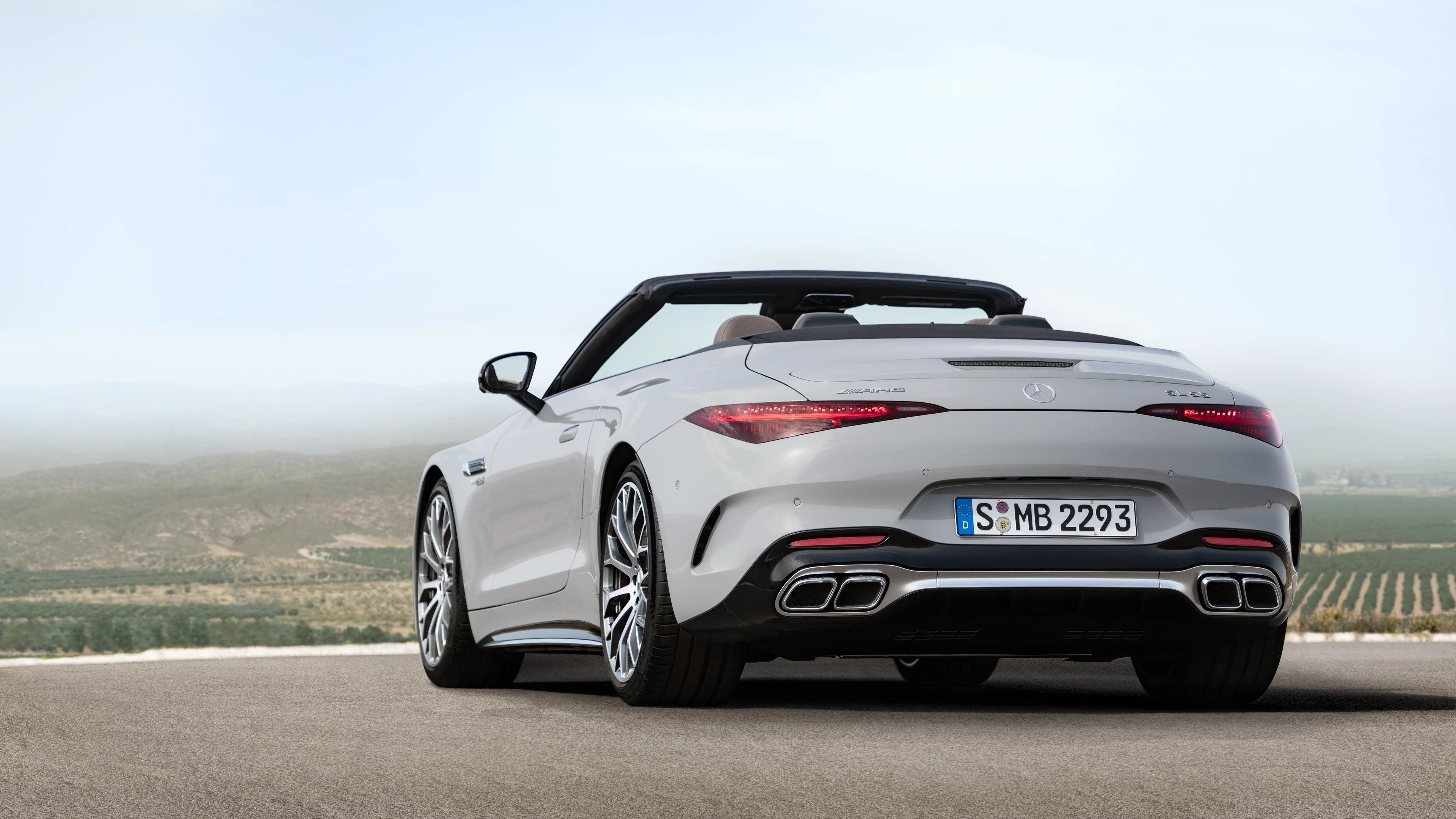 Rear Three-Quarter View (Roof Open)