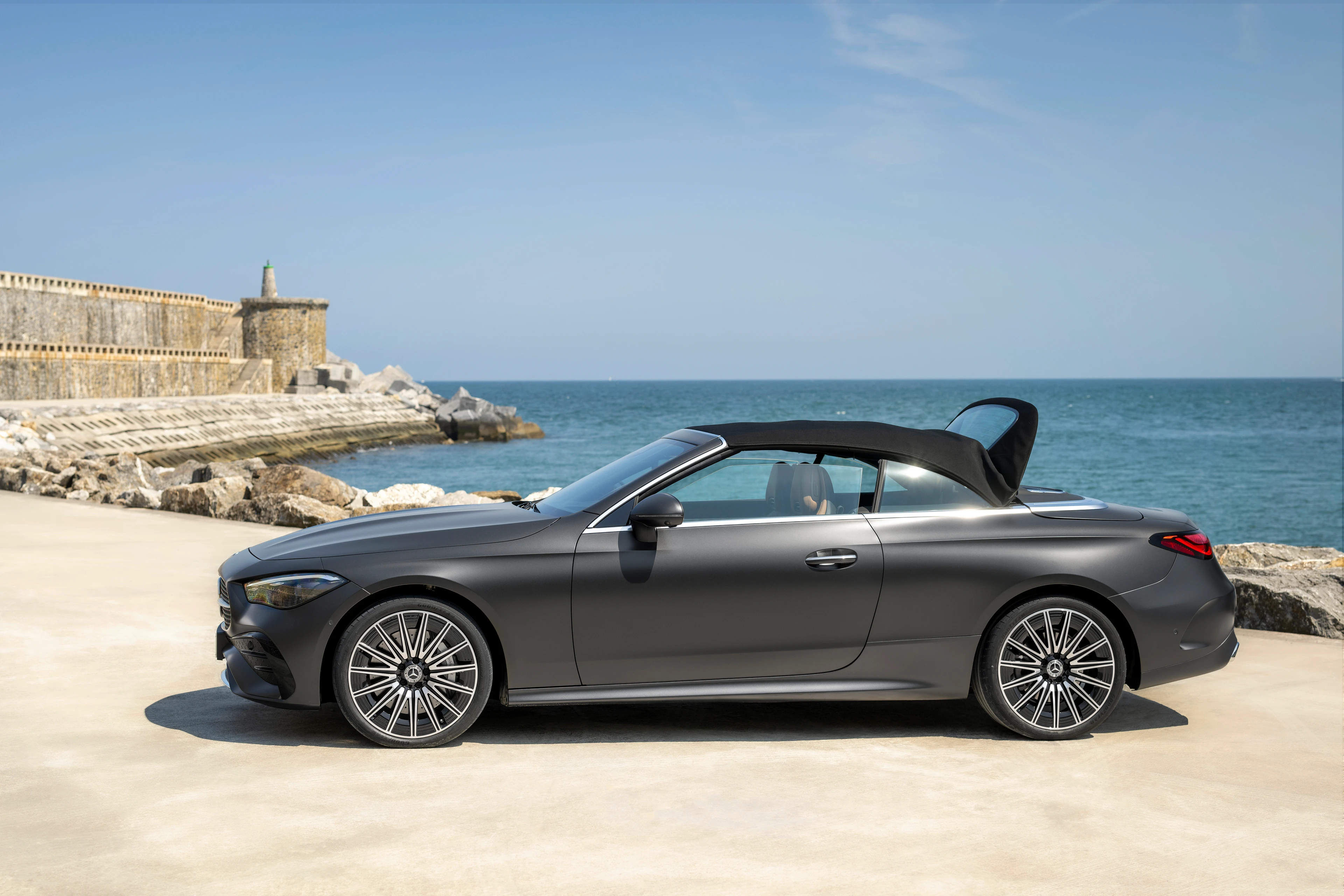 Side Profile (Soft Top Closed)