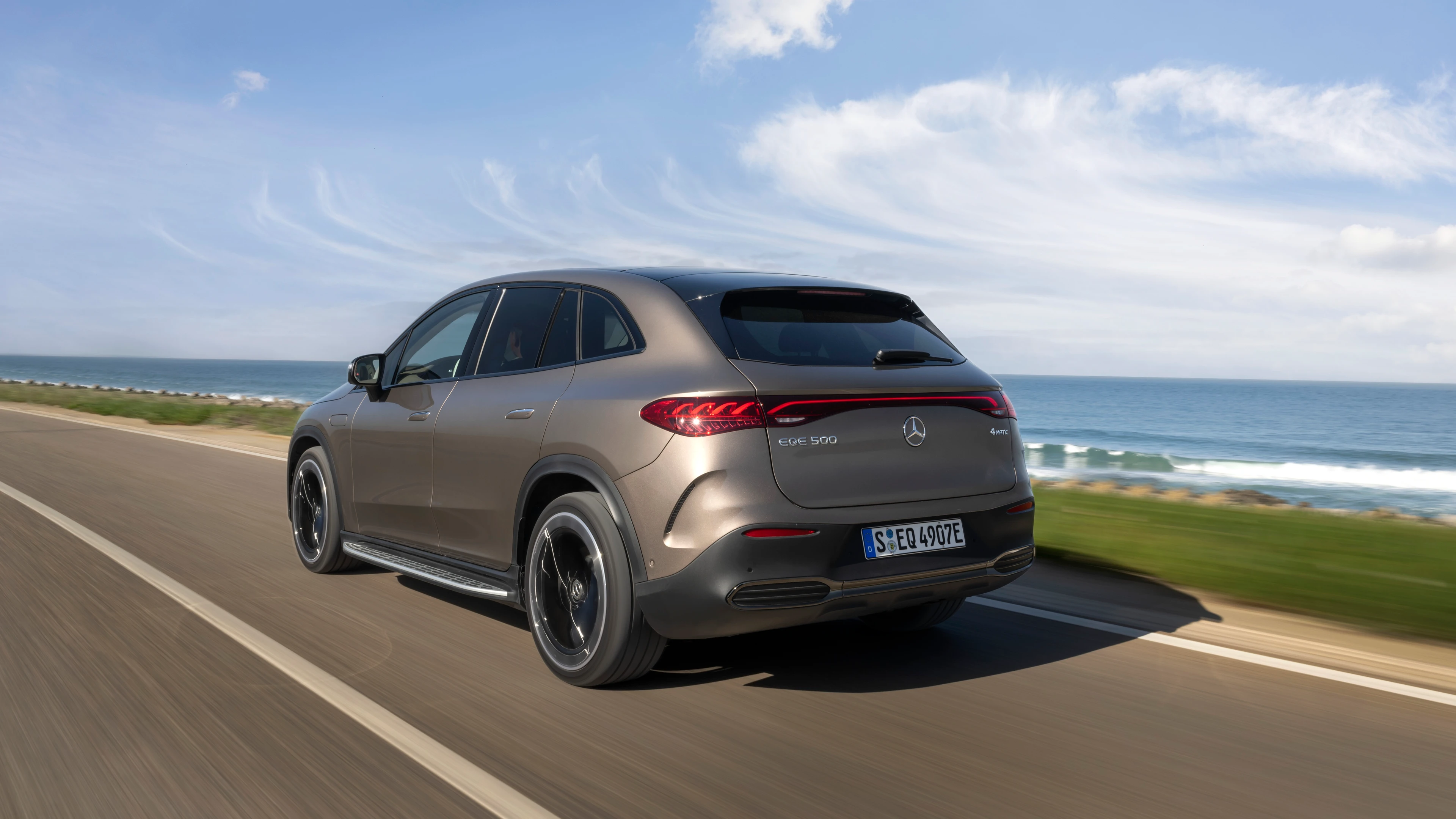 Driving (Rear)