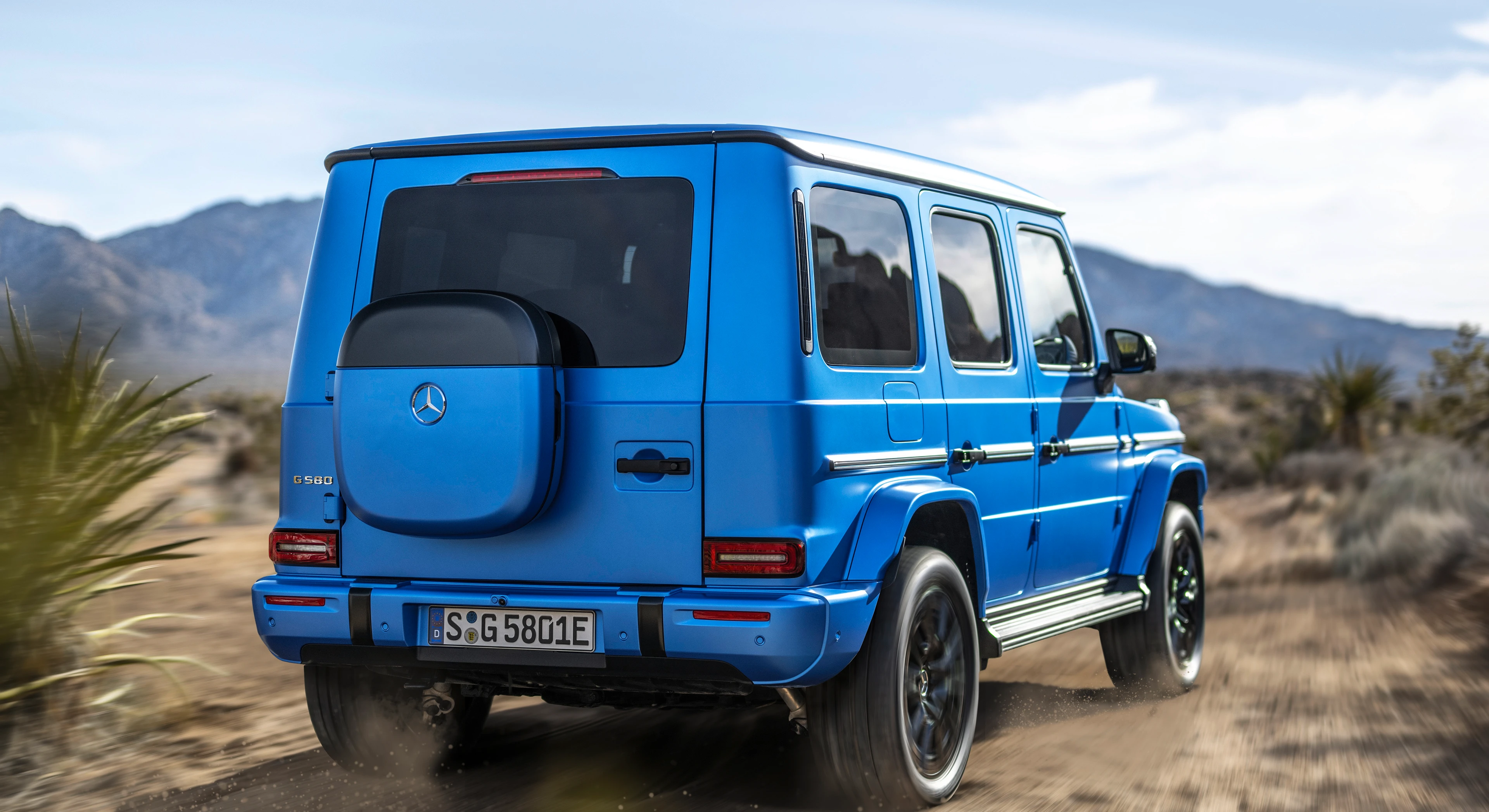 Rear Left Three-Quarter View (Desert)