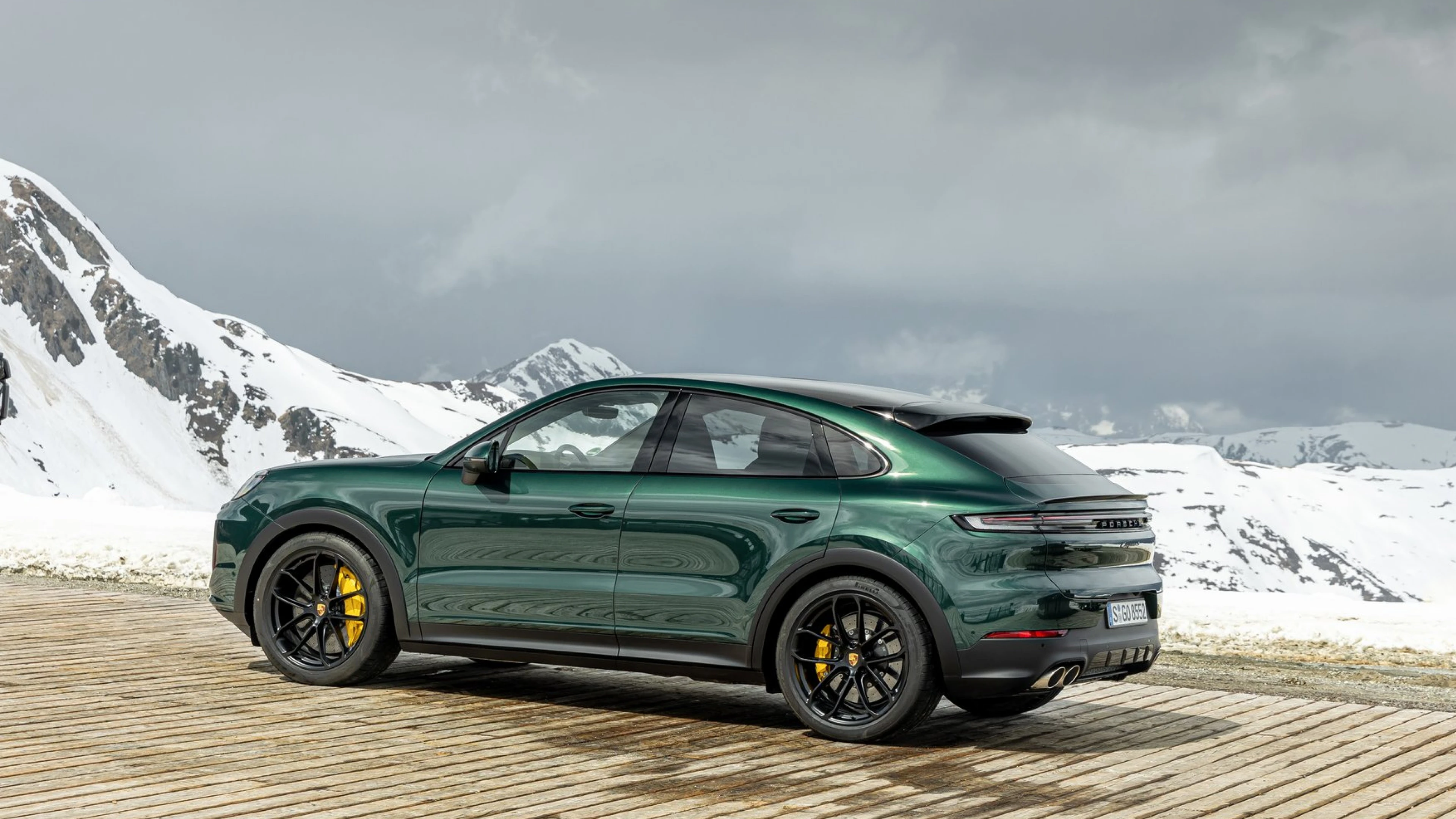 Rear Three-Quarter (Alpine Pass)