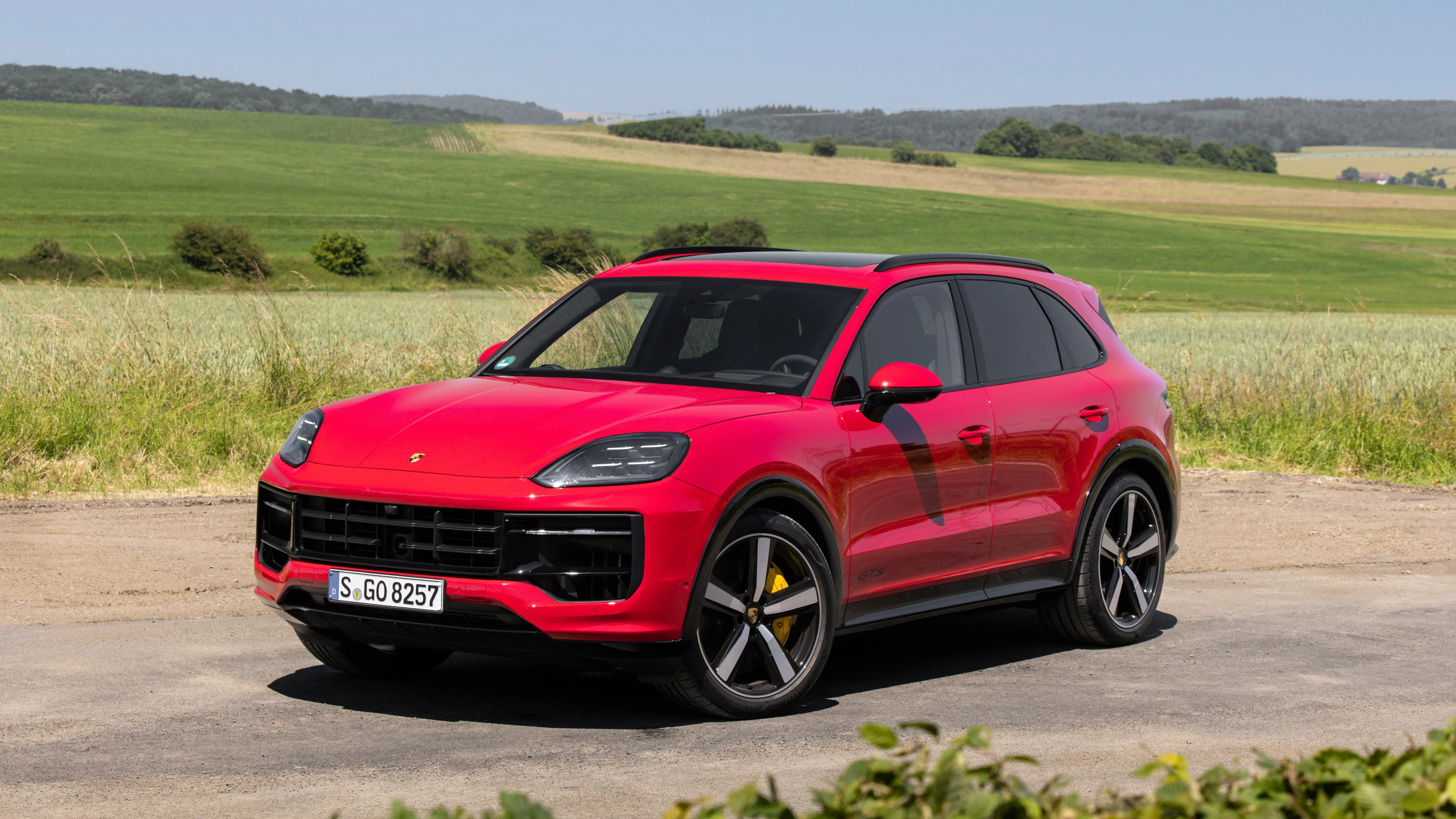 Front Three-Quarter (Cayenne GTS)