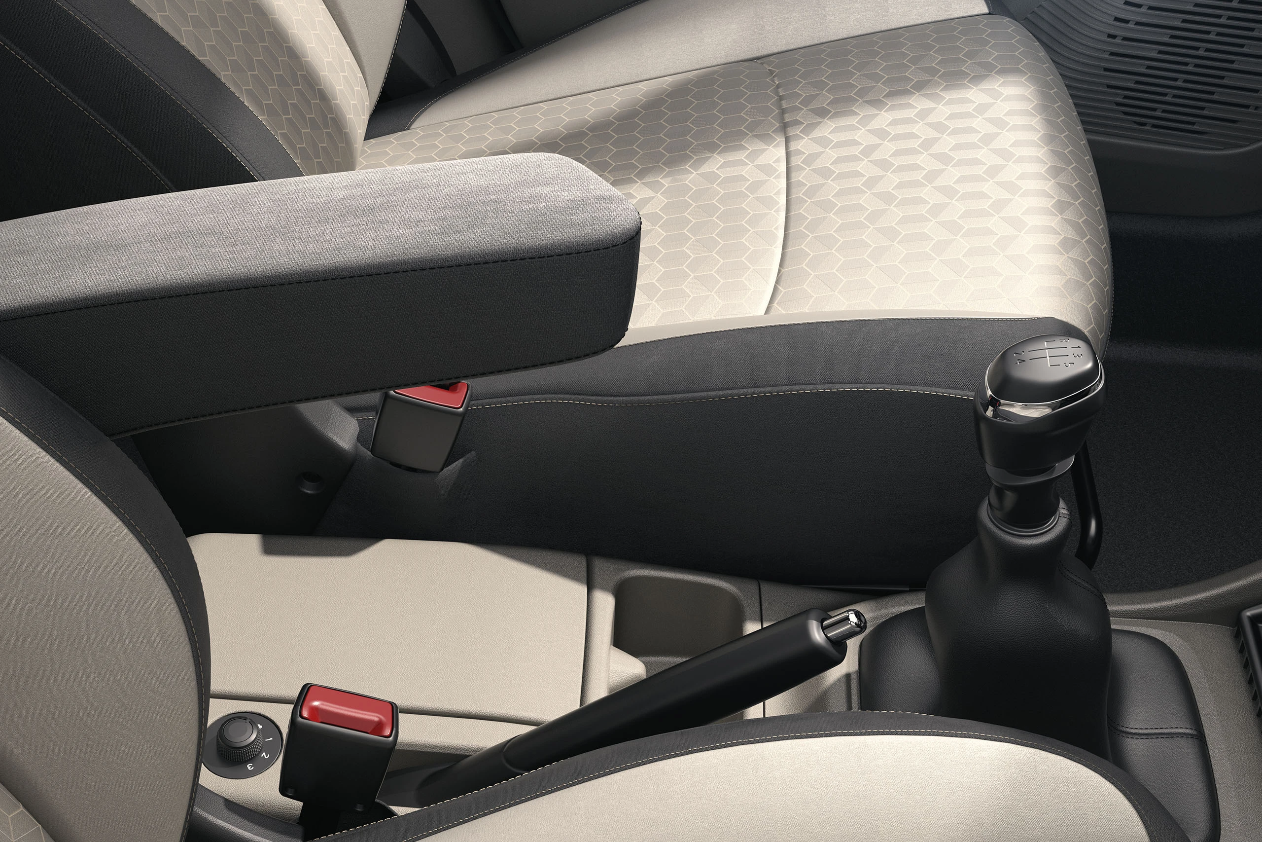 Front Seats and Gear Lever