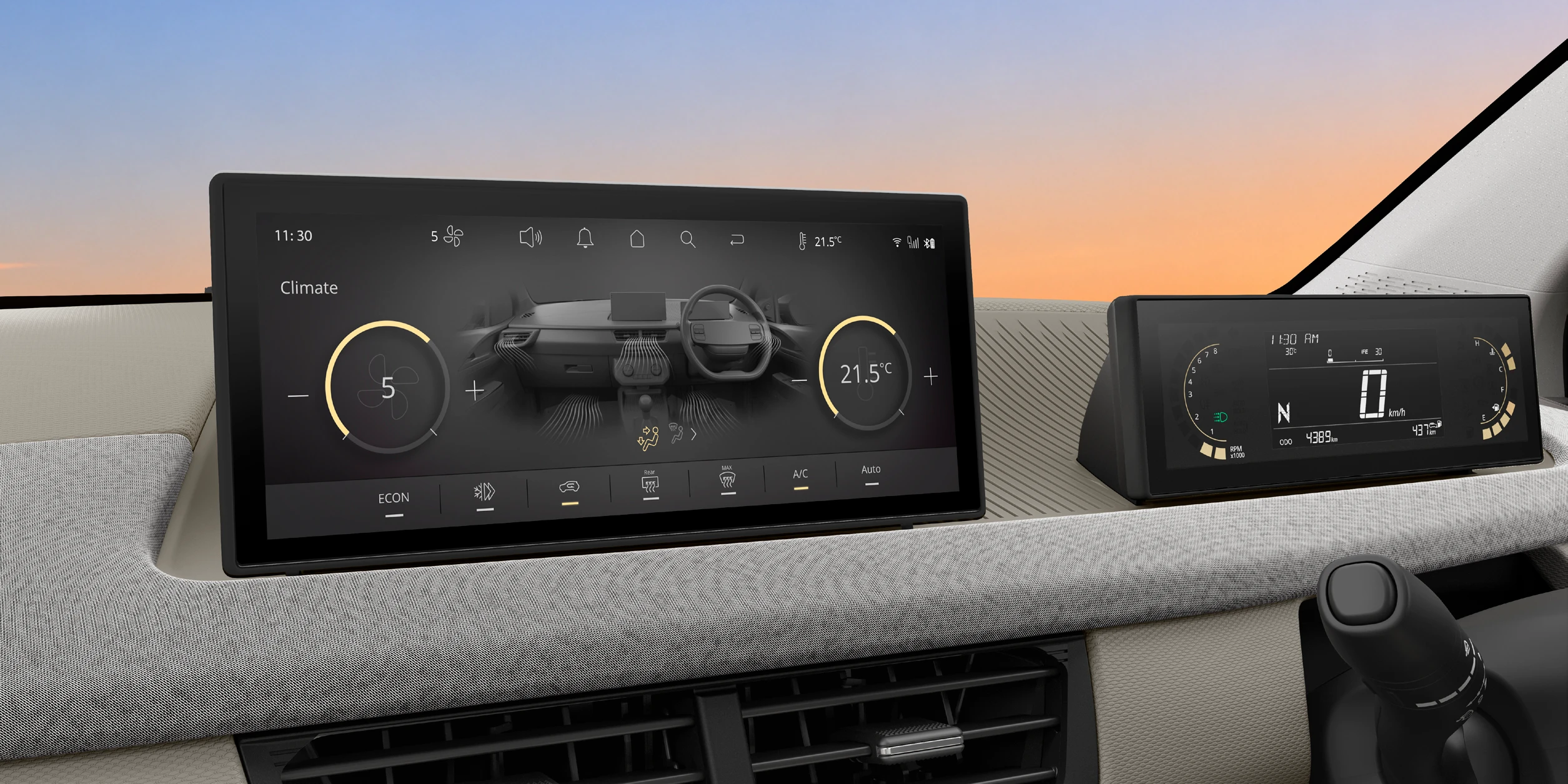 Touchscreen and Digital Instrument Cluster