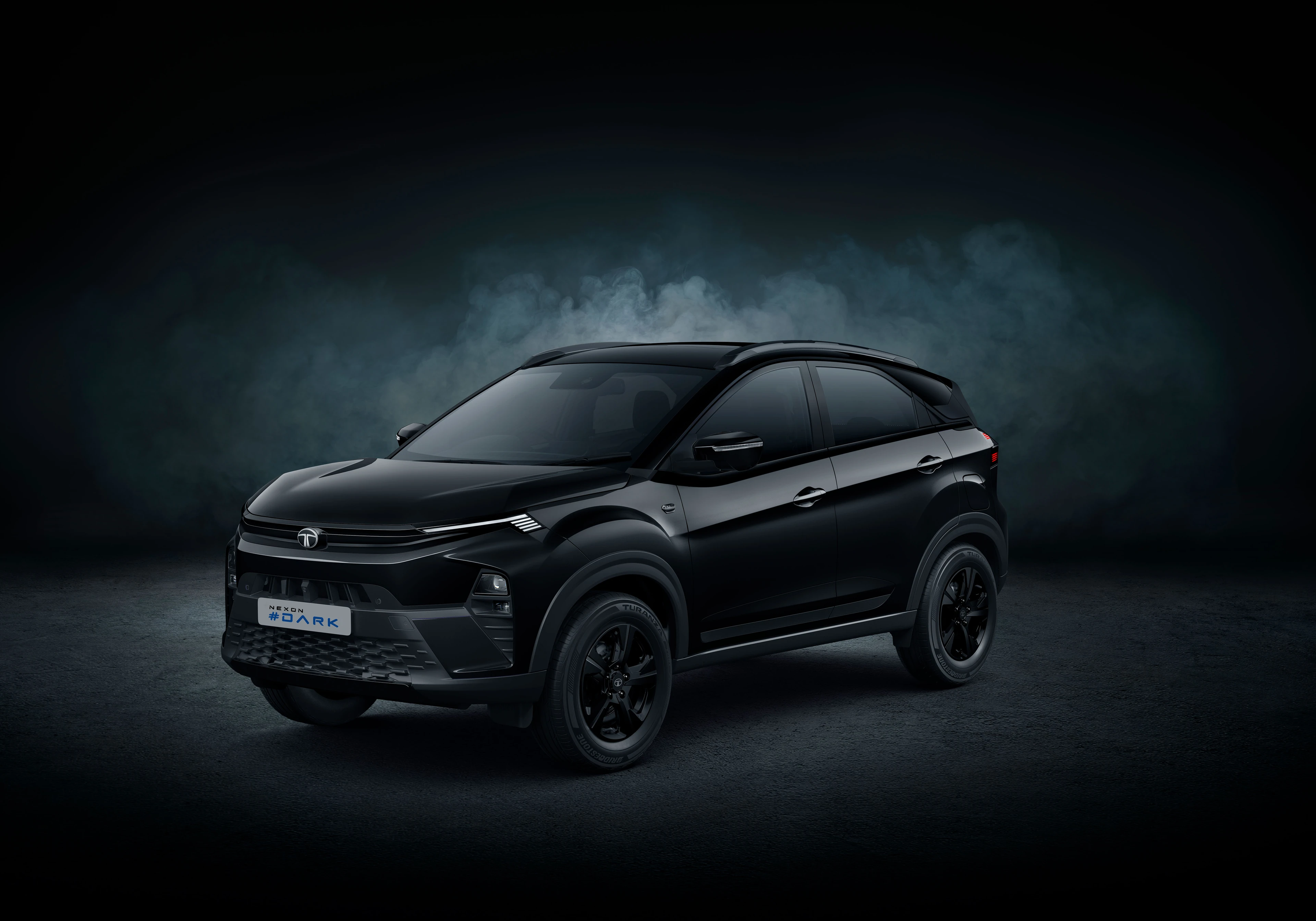 Nexon #Dark: Front Three-Quarter