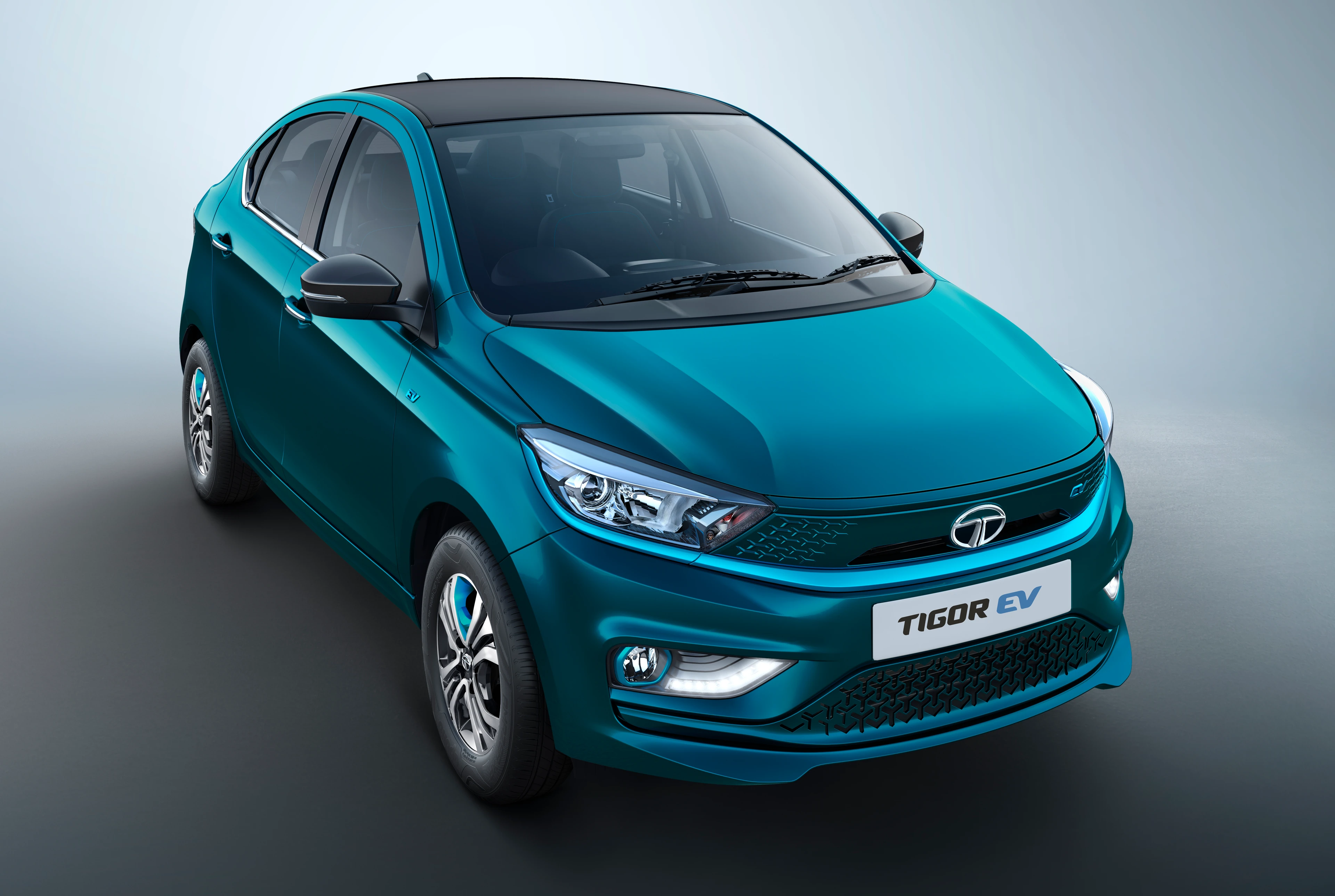 Signature Teal Blue: High Front View